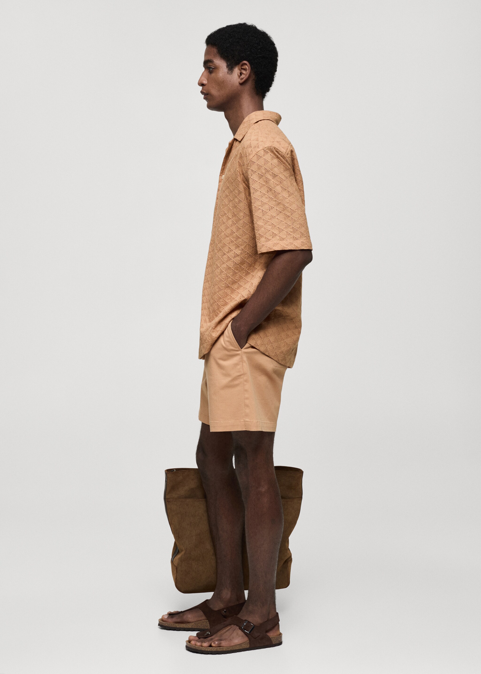 100% embroidered cotton shirt - Details of the article 2