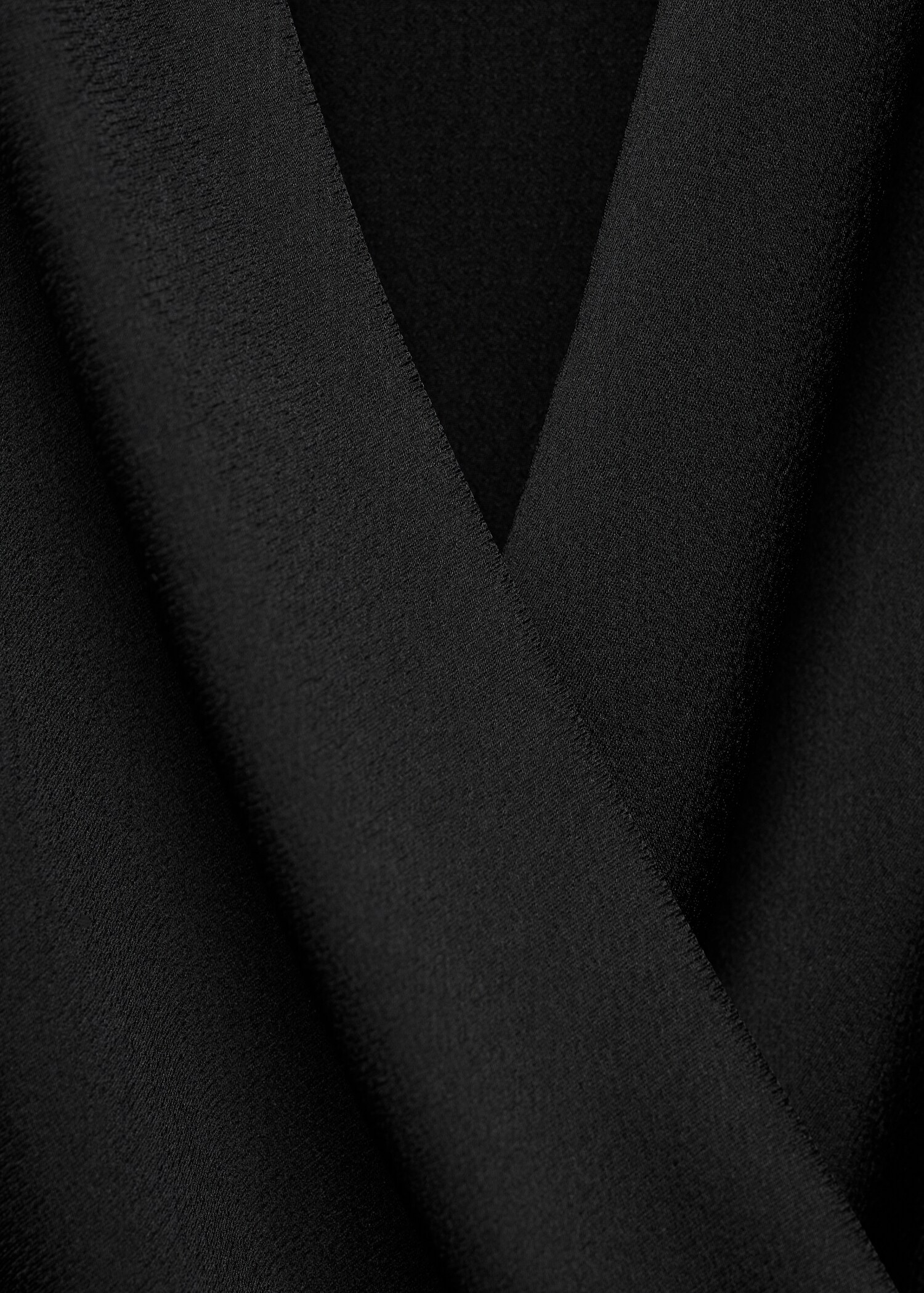 Ärmellose Bluse in Wickeloptik - Detail des Artikels 0