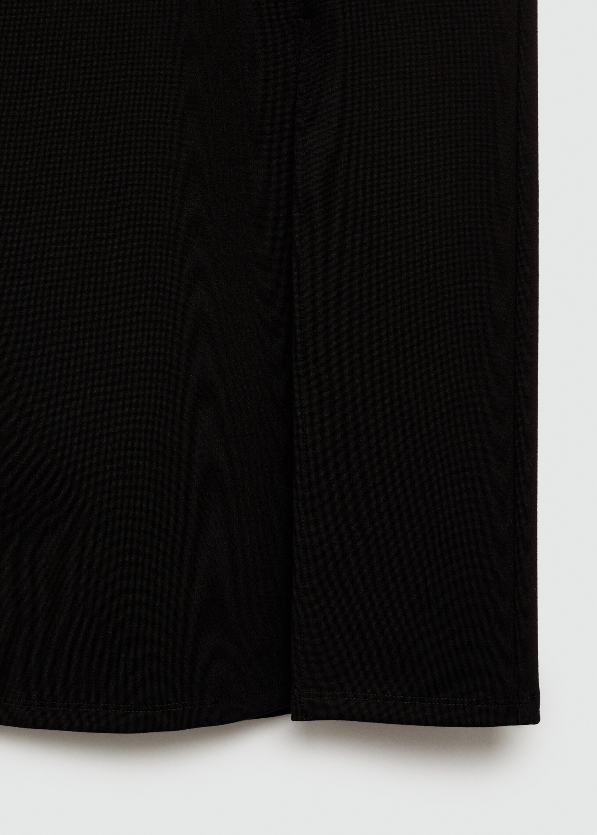 Pencil skirt with Rome-knit opening - Details of the article 8, Black. Ref: 77044029-00.