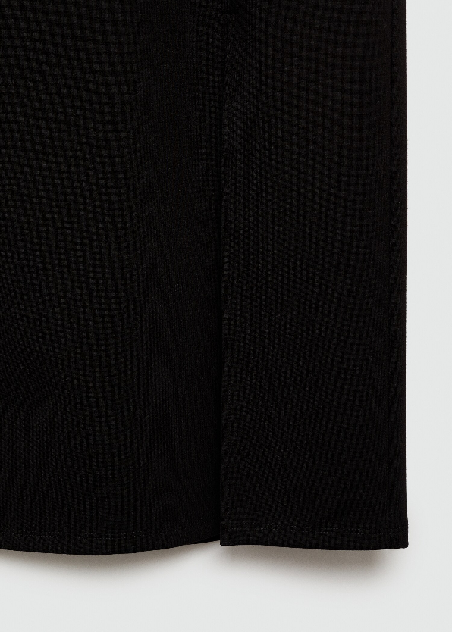 Pencil skirt with Rome-knit opening - Details of the article 8