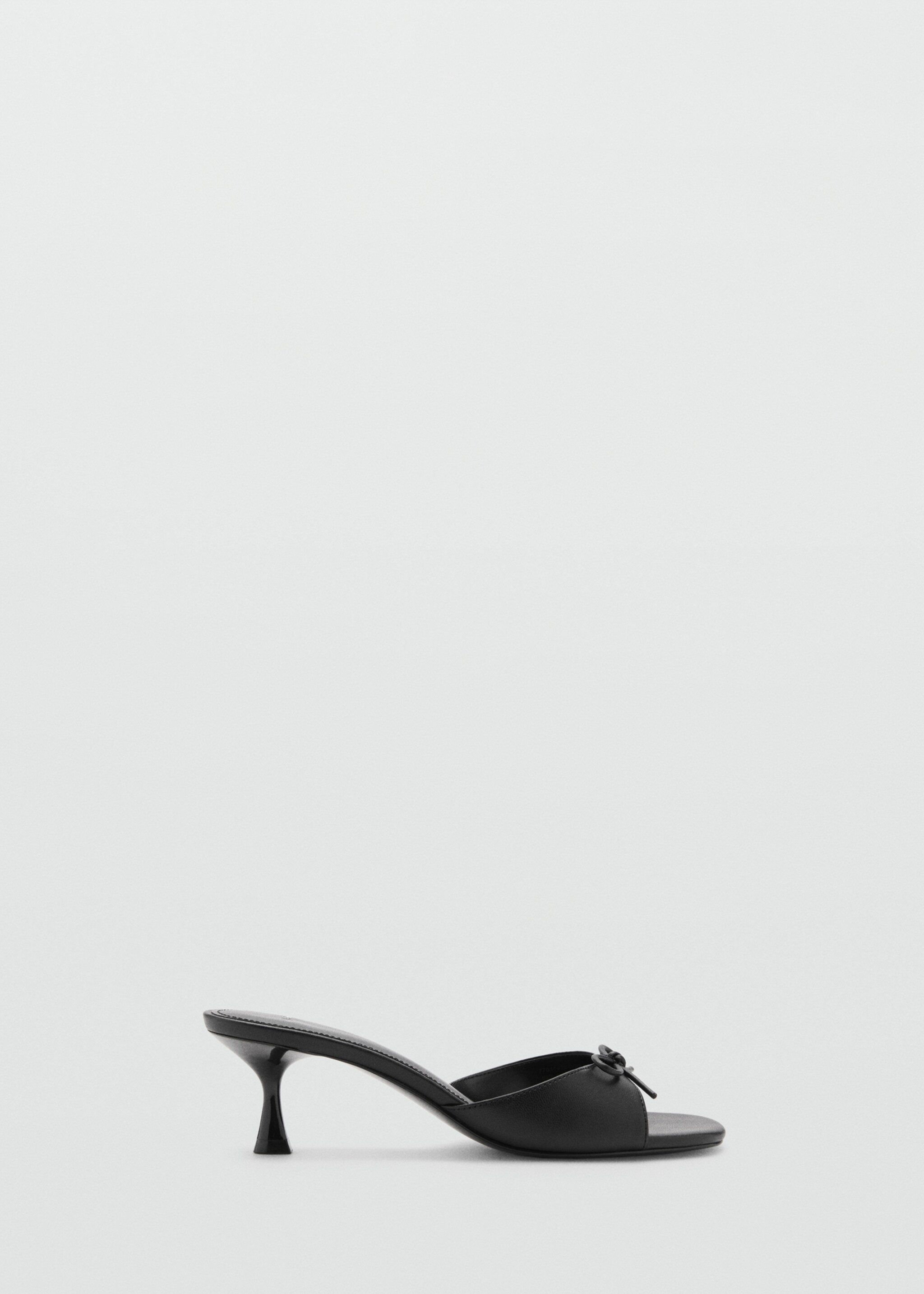 Bow heel sandals - Article without model