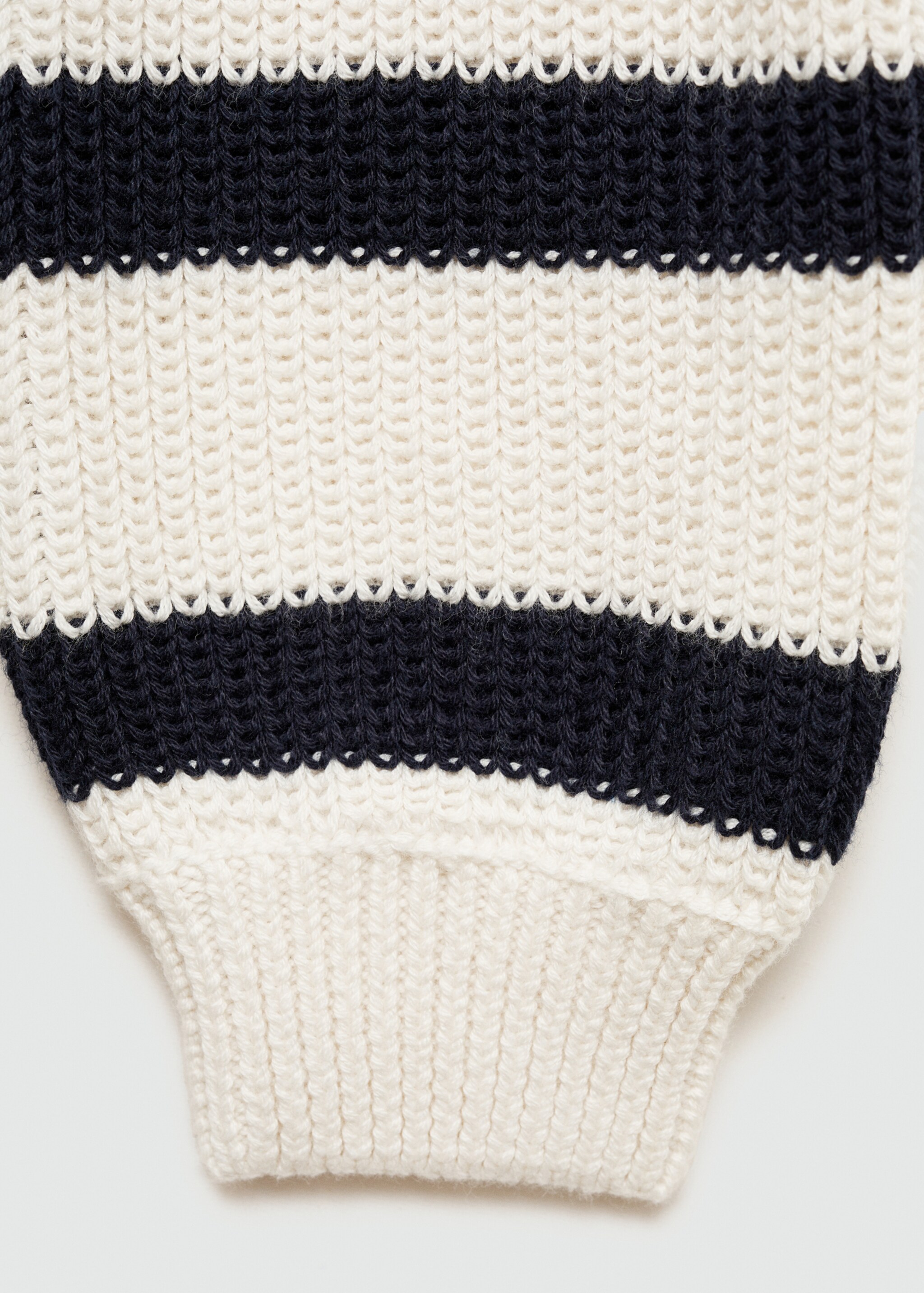 Jersey punto rayas - Detalle del artículo 0, Blanco roto. Ref: 77044037-00.