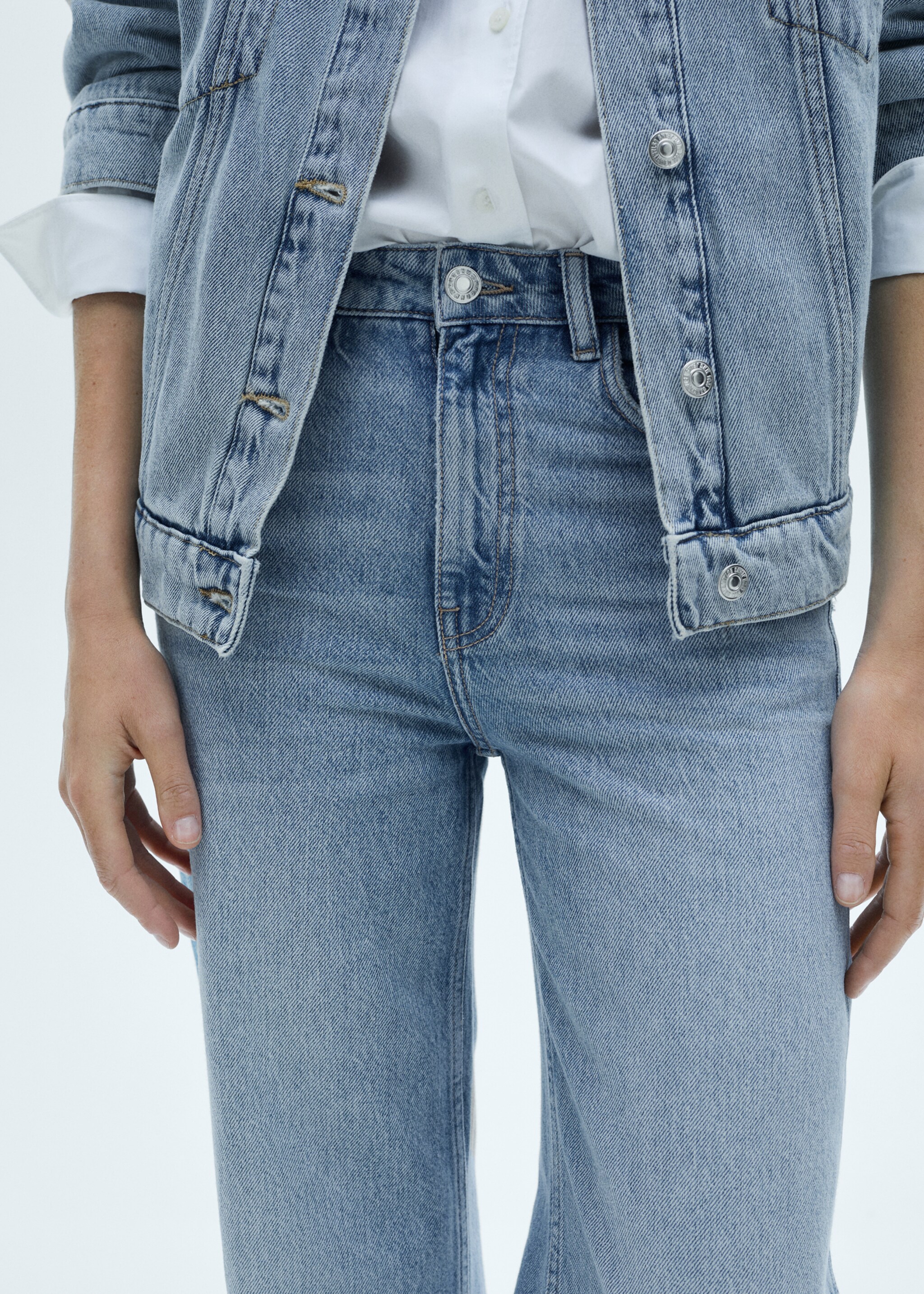 Danila wide leg high-rise jeans - Details of the article 6, Medium Blue. Ref: 77044056-00.