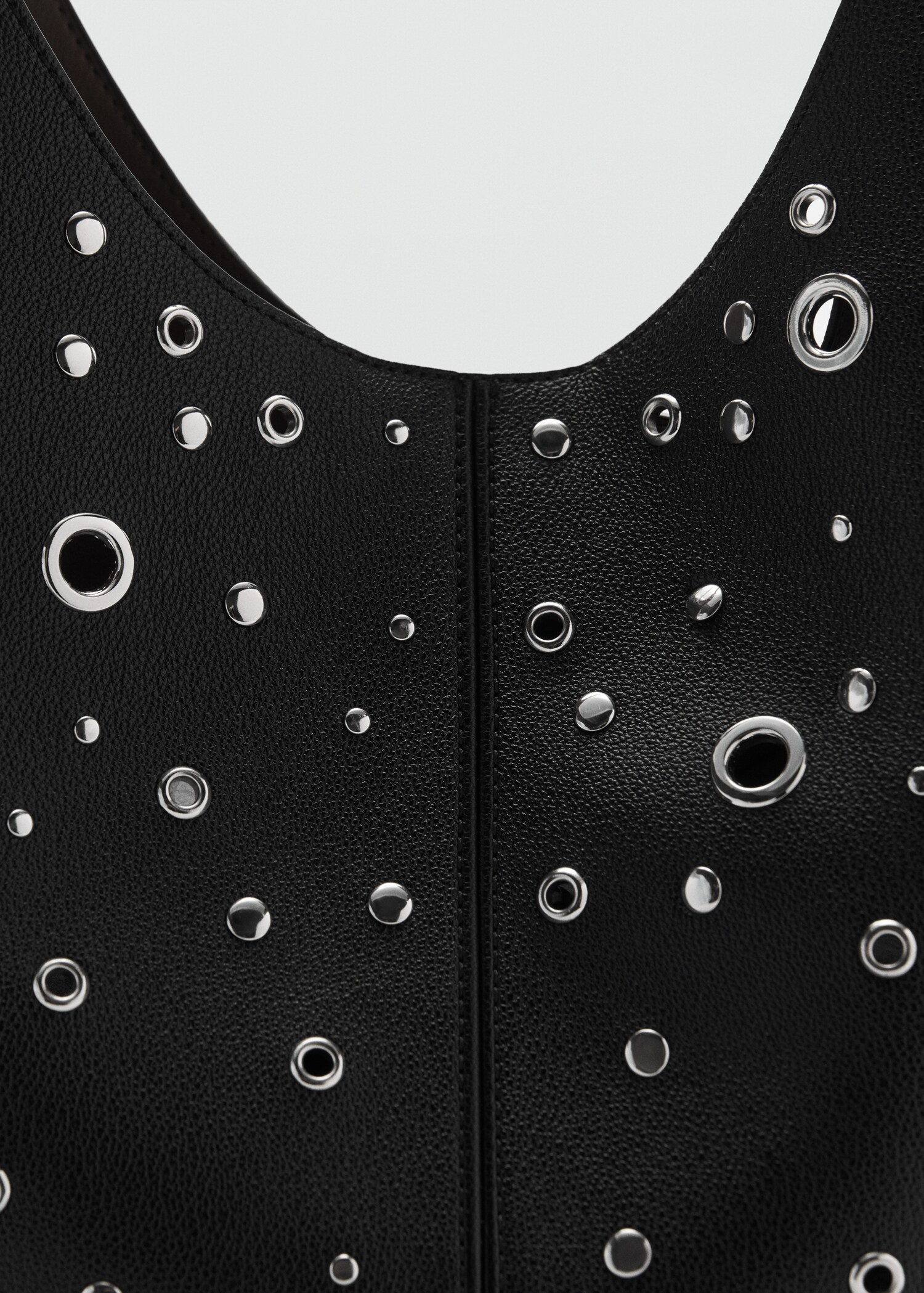 Bolso troquelado tachuelas - Detalle del artículo 1