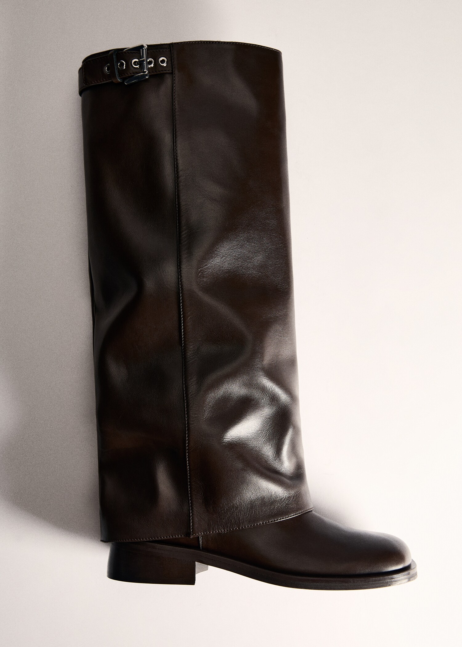 Buckle ankle boots - Details of the article 5