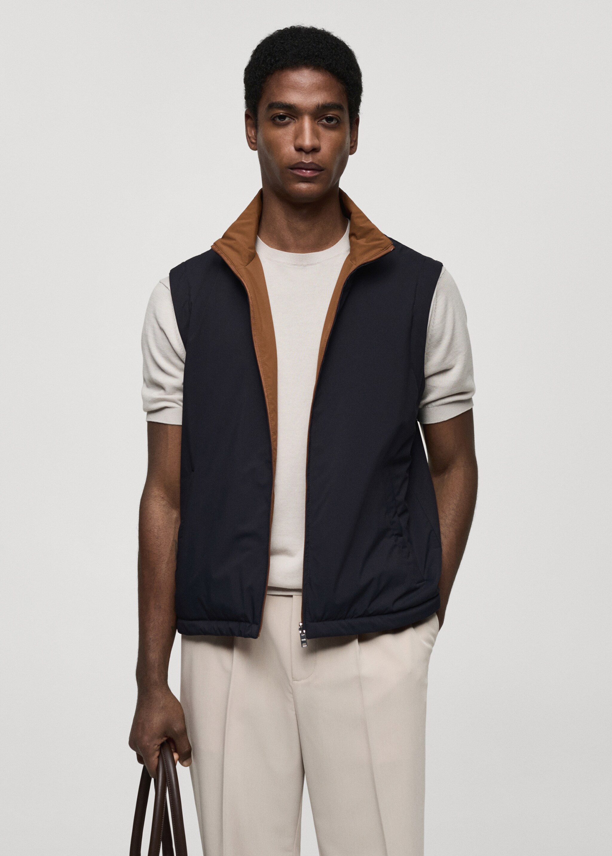 Waterafstotende reversibele bodywarmer - Middenvlak, Donkermarine. Ref: 77044433-00.