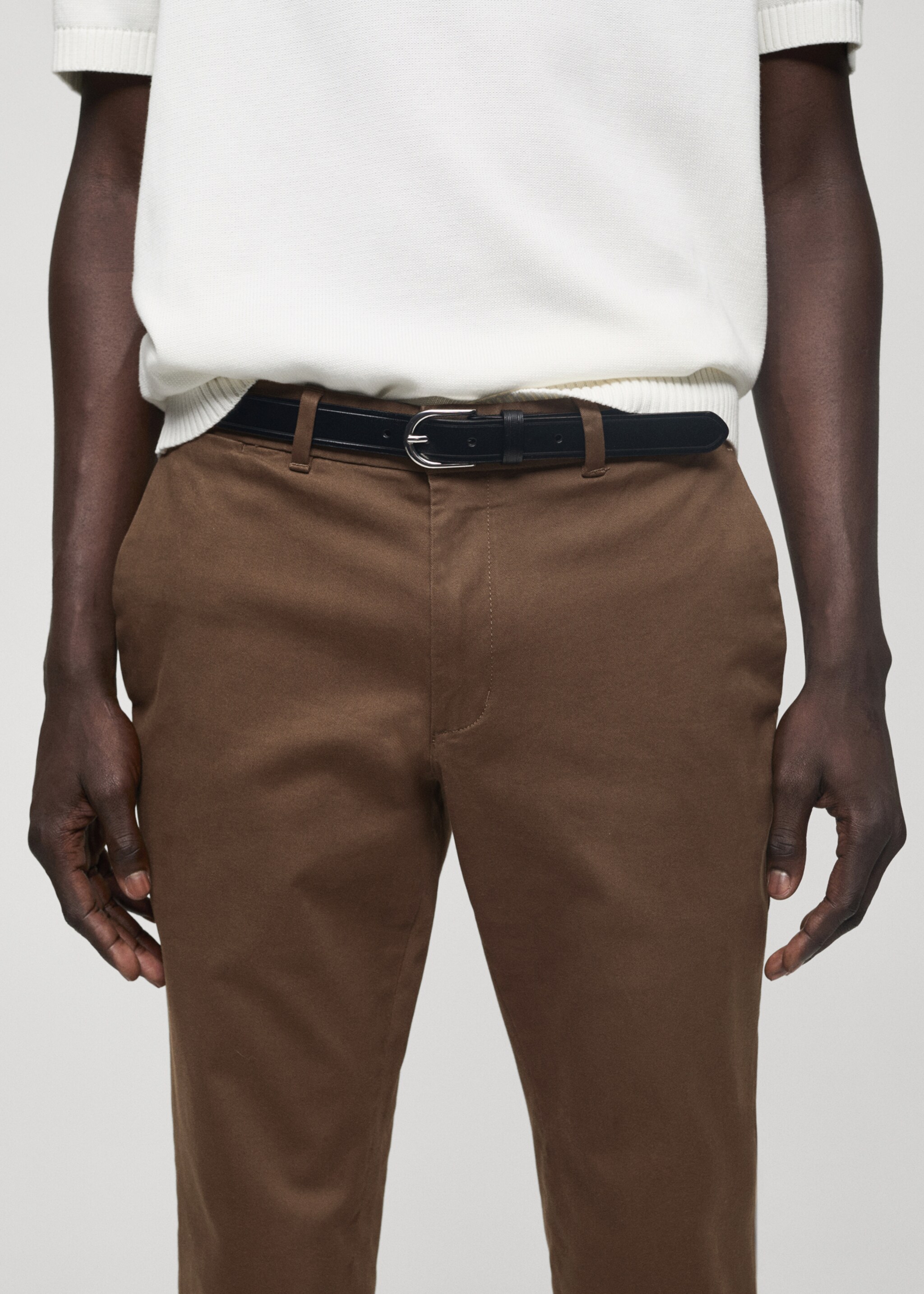 Pantalón chino slim fit sarga - Detalle del artículo 1