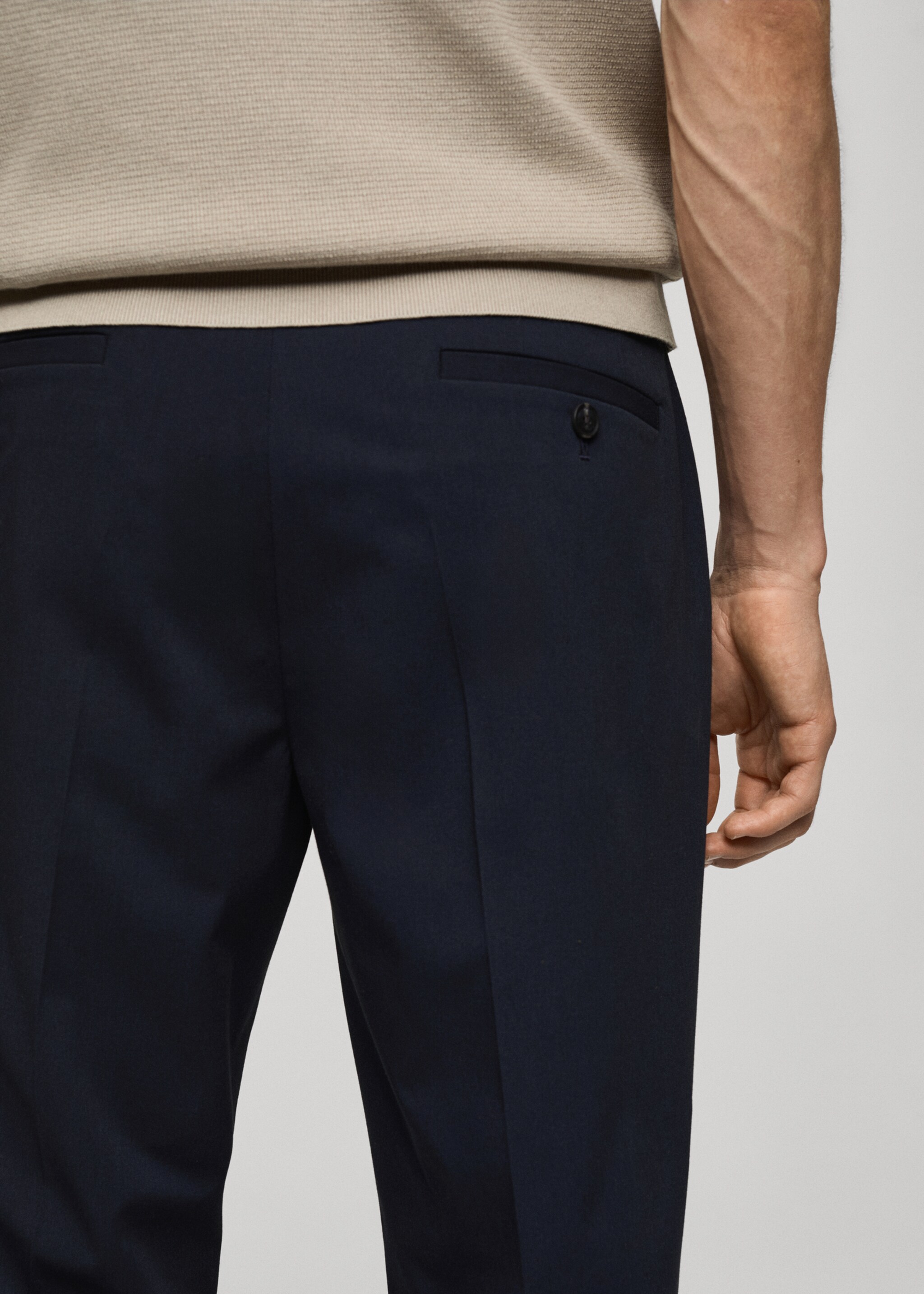 Slim fit suit trousers - Details of the article 6, Dark Navy. Ref: 77044445-00.