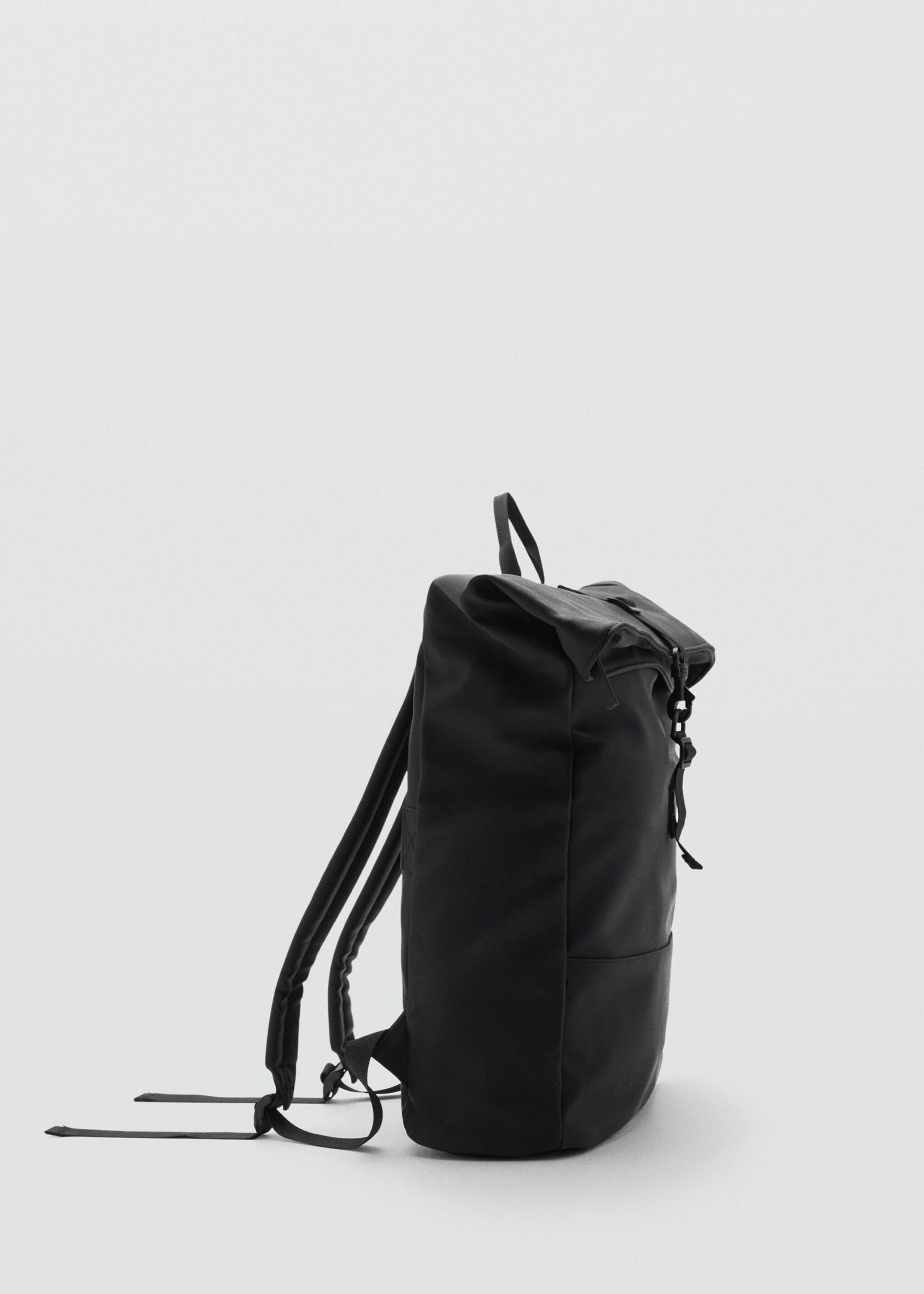 Rubberized backpack with flap closure - Medium plane