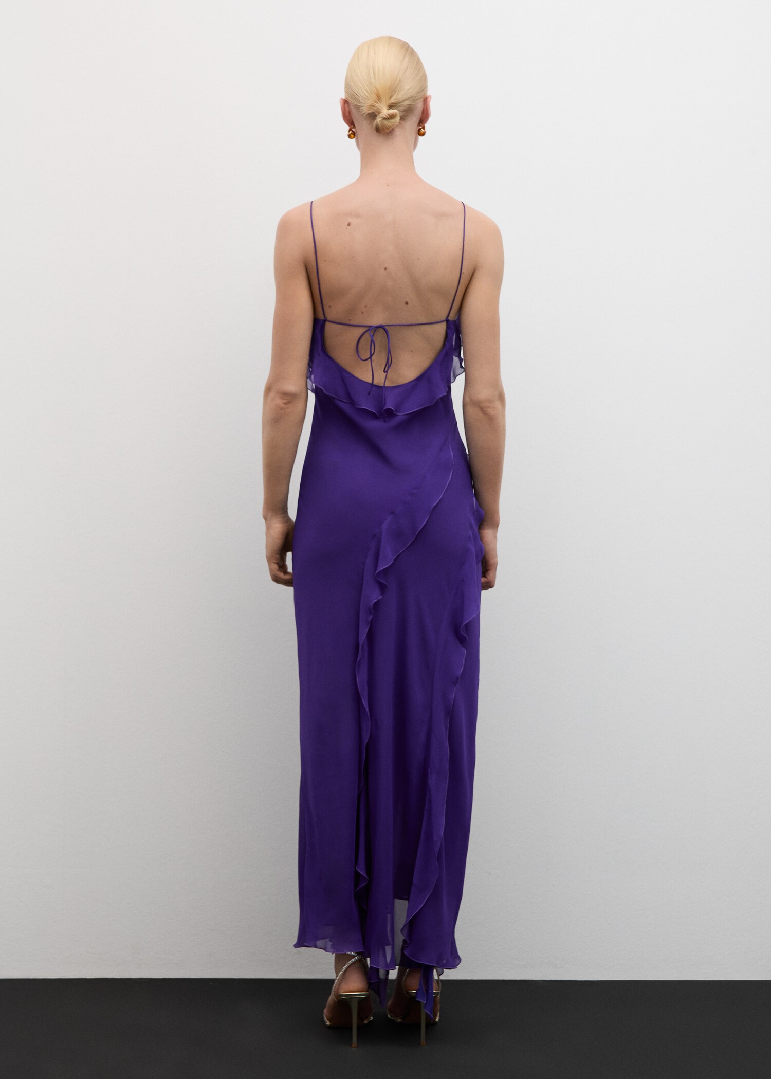 Rüschenkleid aus Chiffon - Rückseite des Artikels
