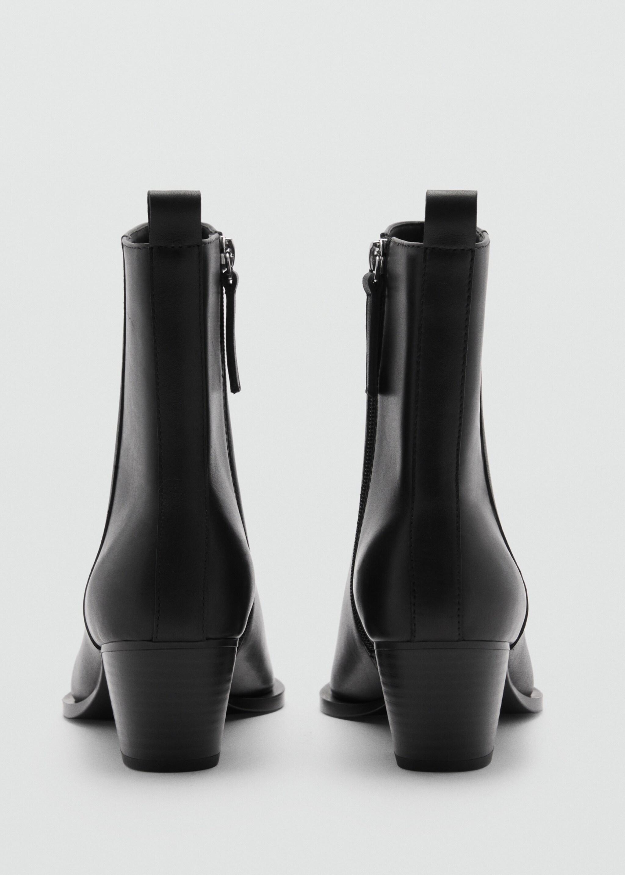 Leather ankle boots with block heel - Details of the article 2, Black. Ref: 77044762-00.
