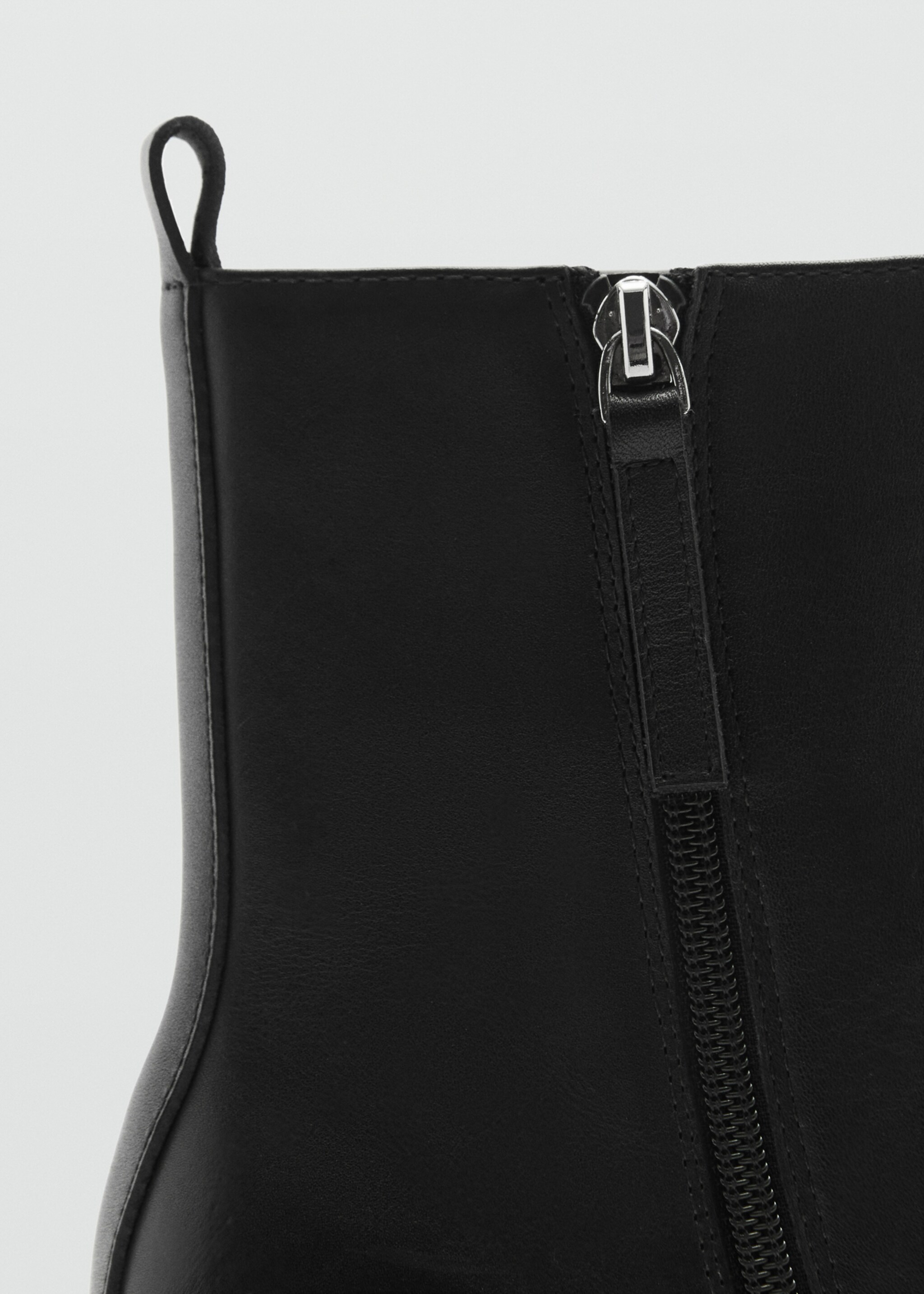 Leather ankle boots with block heel - Details of the article 3, Black. Ref: 77044762-00.