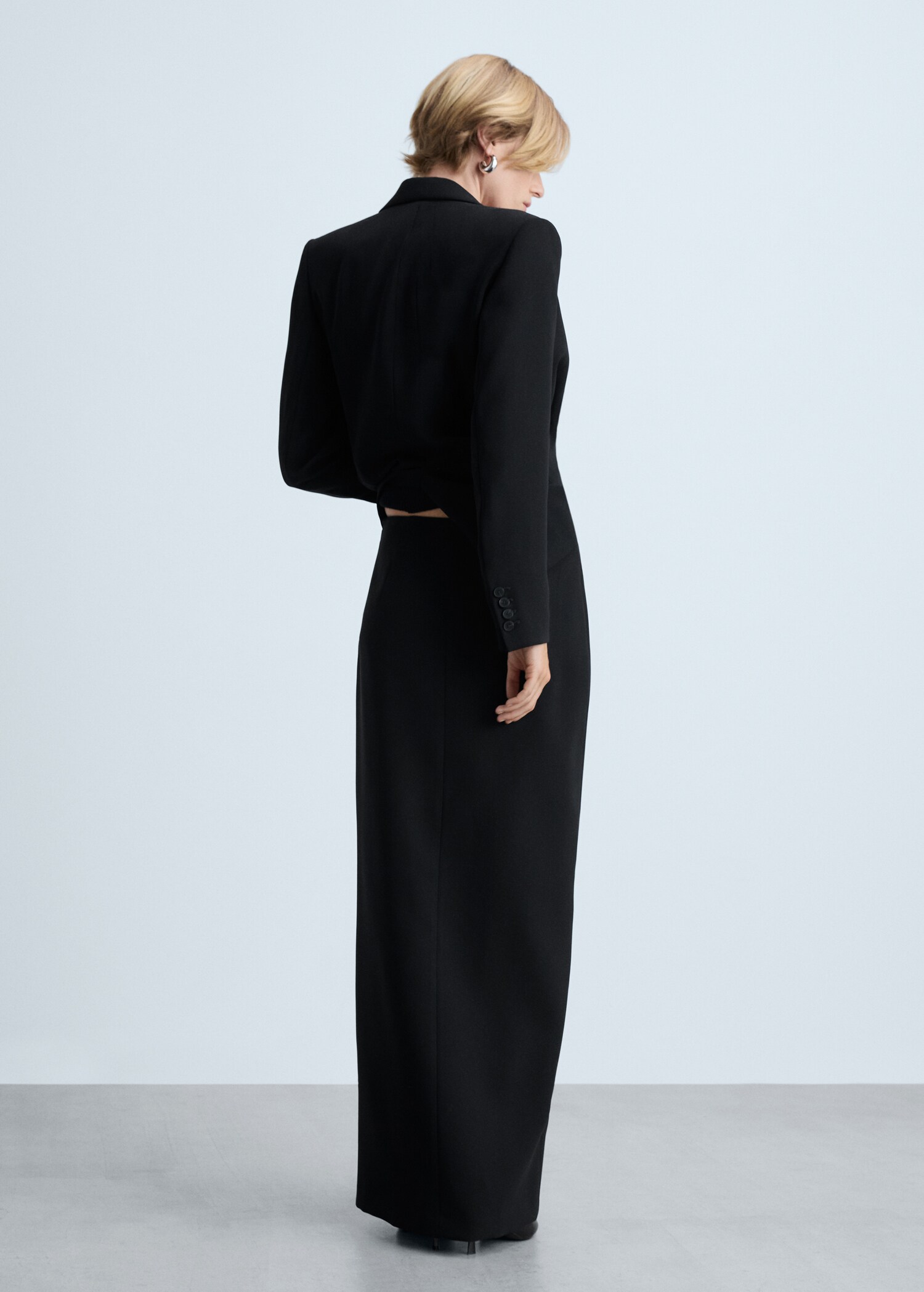 Suit skirt with opening - Reverse of the article