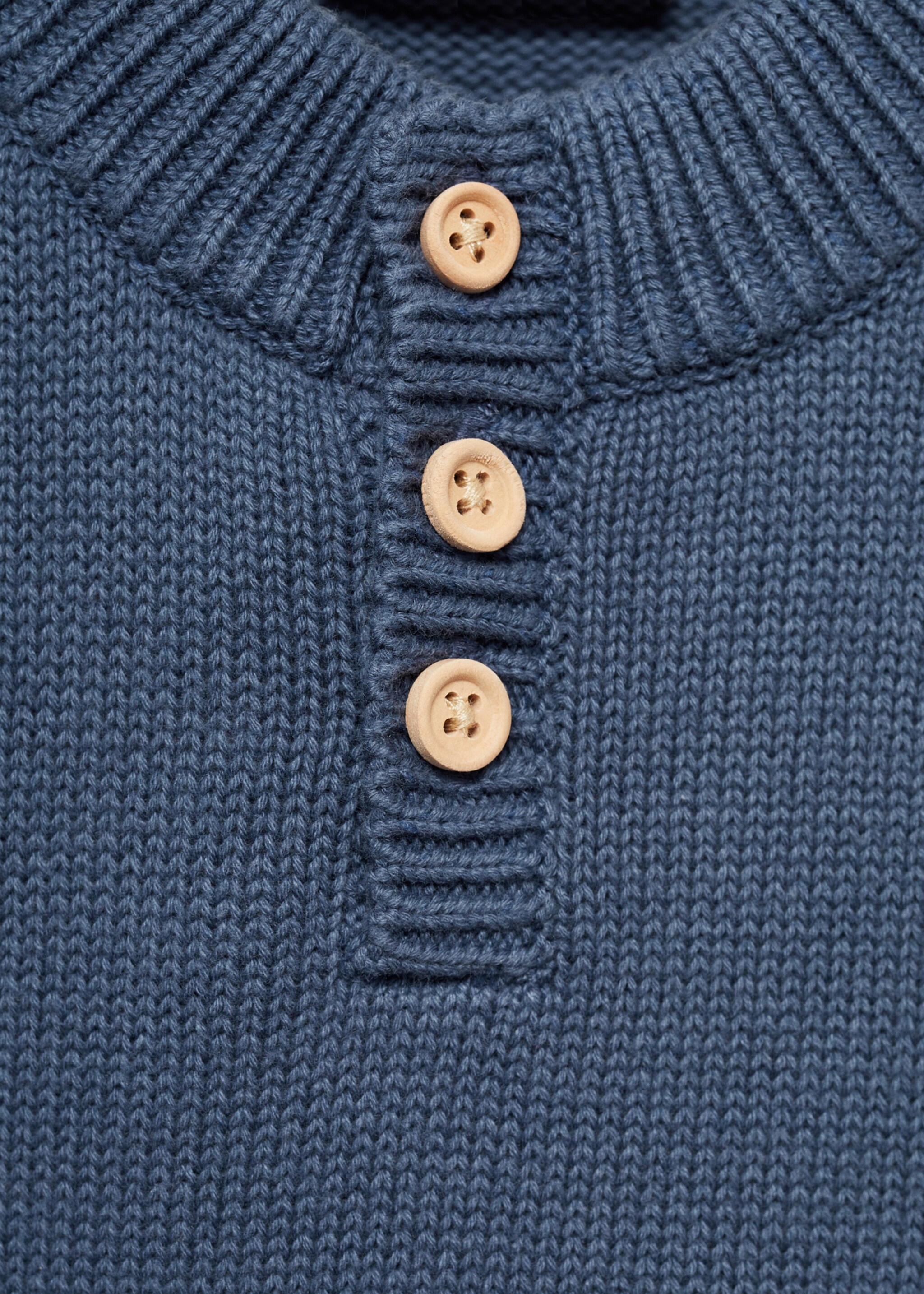 Strickpullover mit Kängurutasche - Detail des Artikels 8, Indigoblau. Ref: 77044777-00.