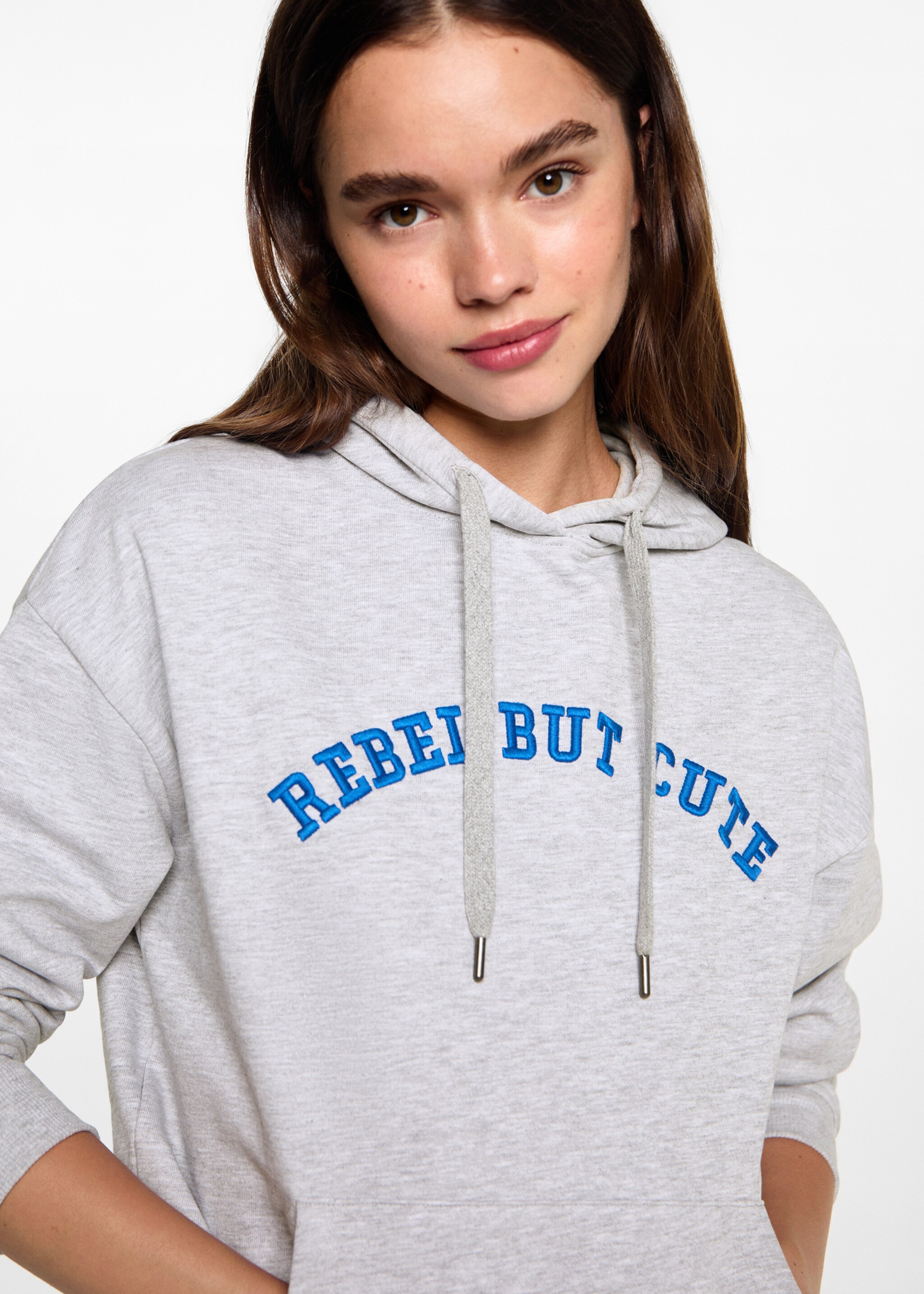Sweatshirt mit aufgesticktem Schriftzug - Detail des Artikels 1, Hellgrau meliert. Ref: 77044782-00.