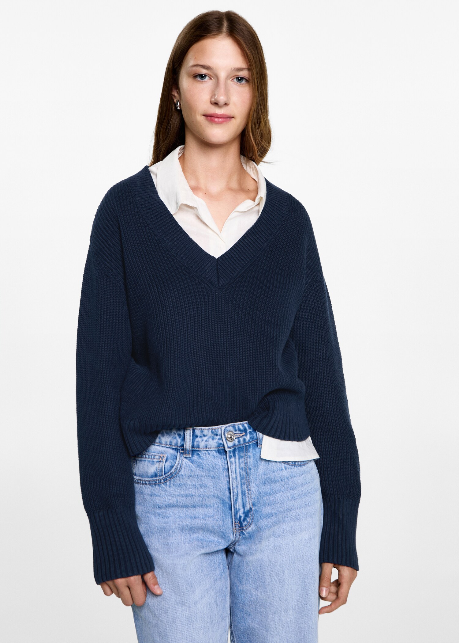 V-neck sweater - Medium plane