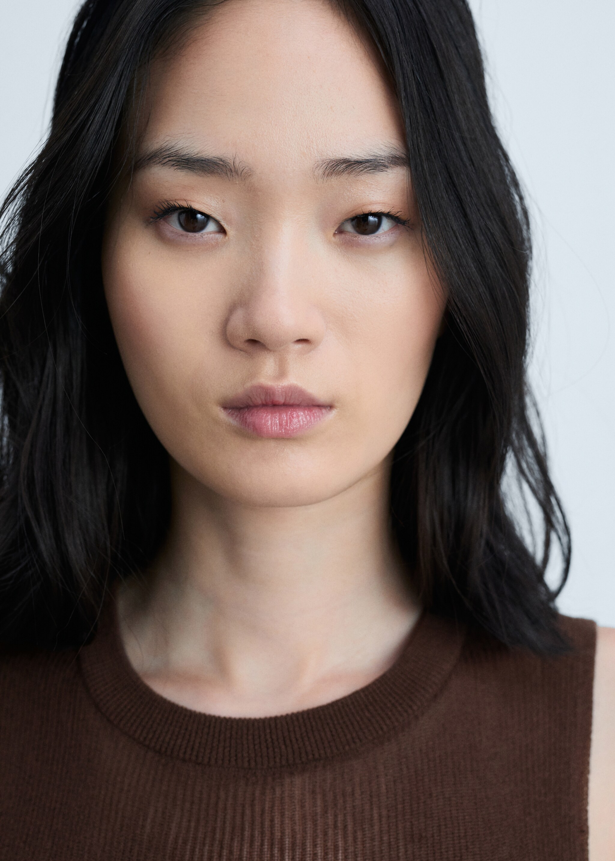Short knitted dress - Details of the article 1, Brown. Ref: 77044791-00.