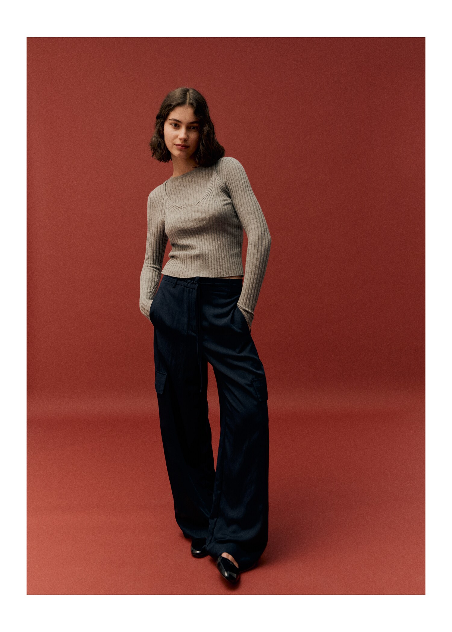 Flowy cargo trousers - Details of the article 5
