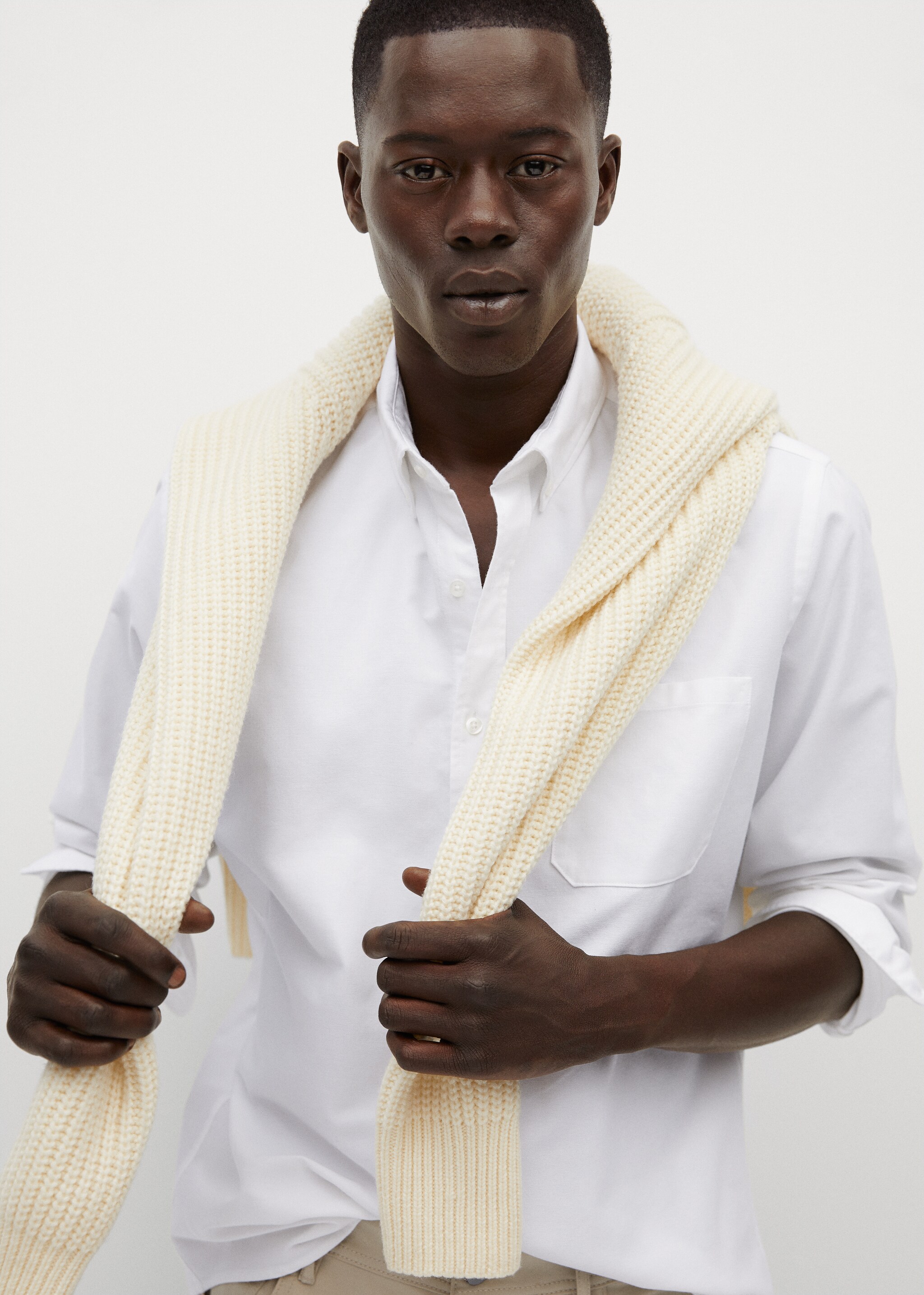 Camisa regular fit algodón - Detalle del artículo 2