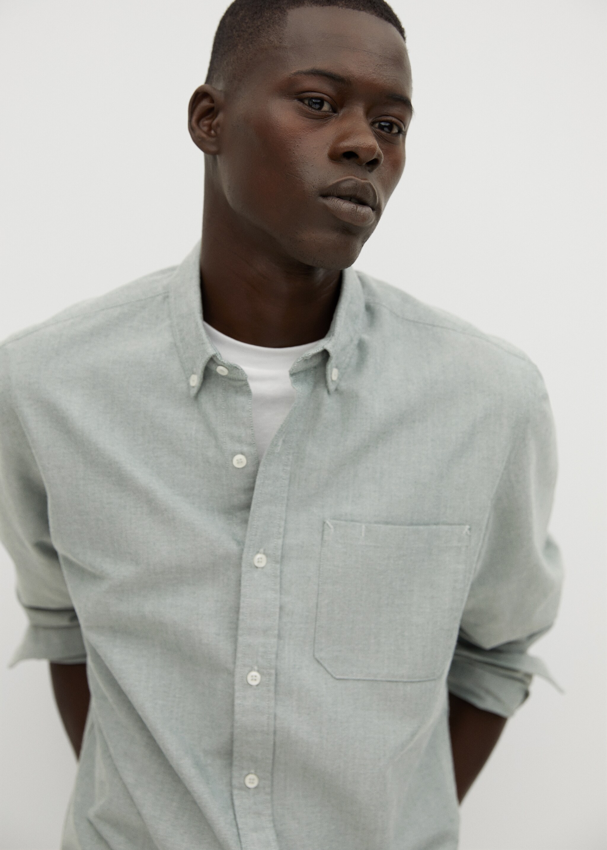 Camisa regular fit algodón - Detalle del artículo 2