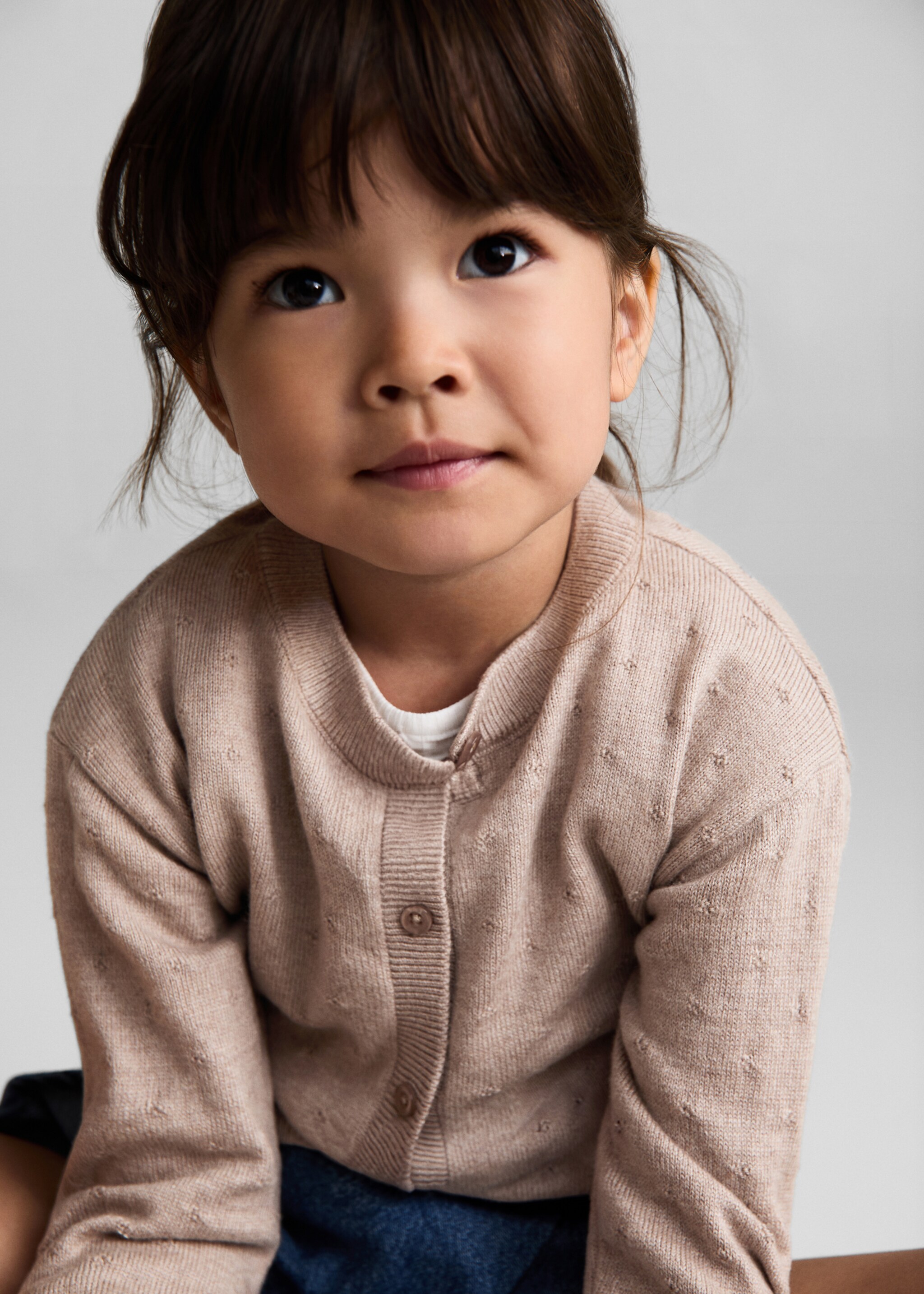 Button knit cardigan - Details of the article 1, Sand. Ref: 77045152-00.