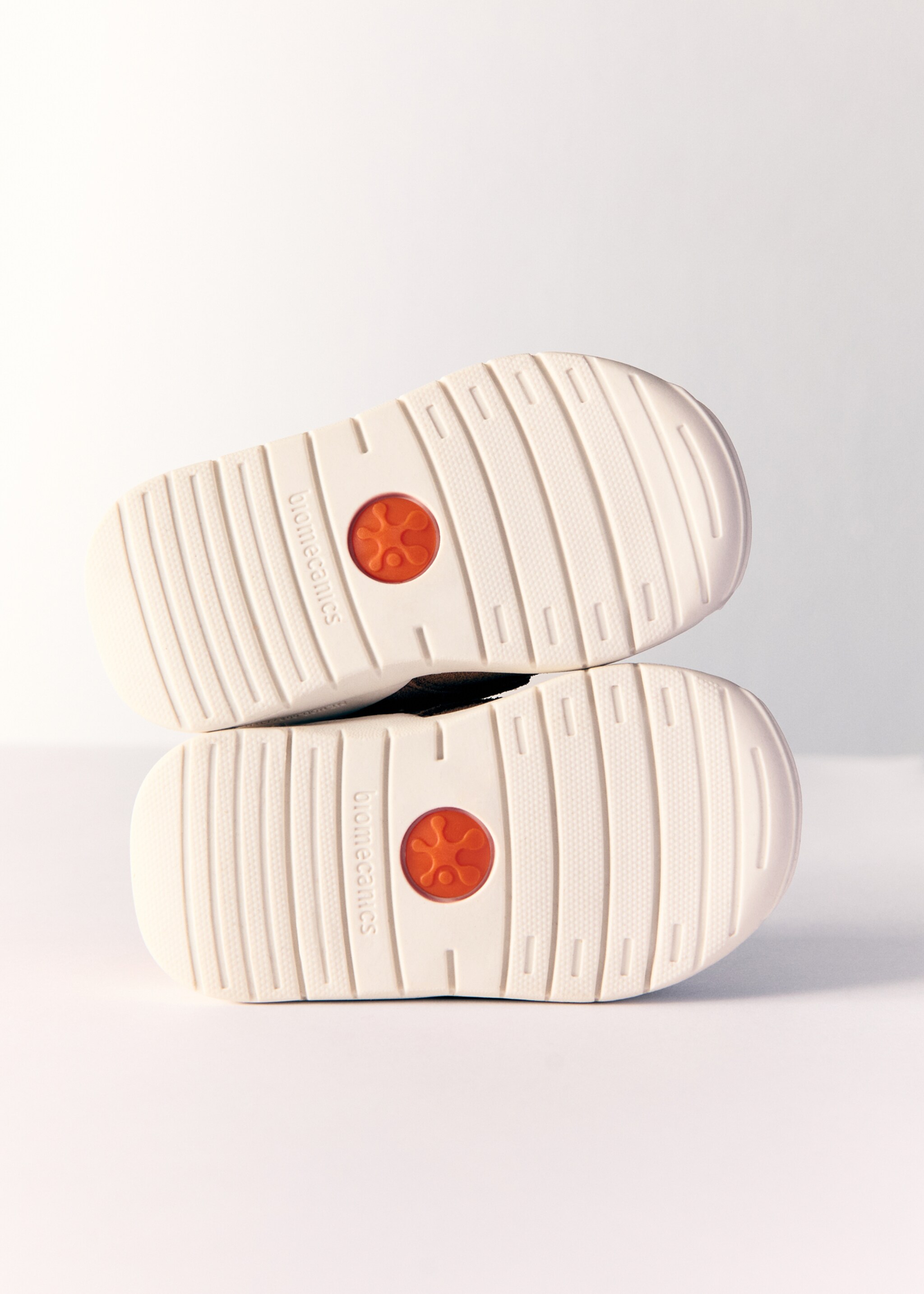 Ledersportschuhe Biomecanics - Detail des Artikels 2, Mittelbraun. Ref: 77045154-00.