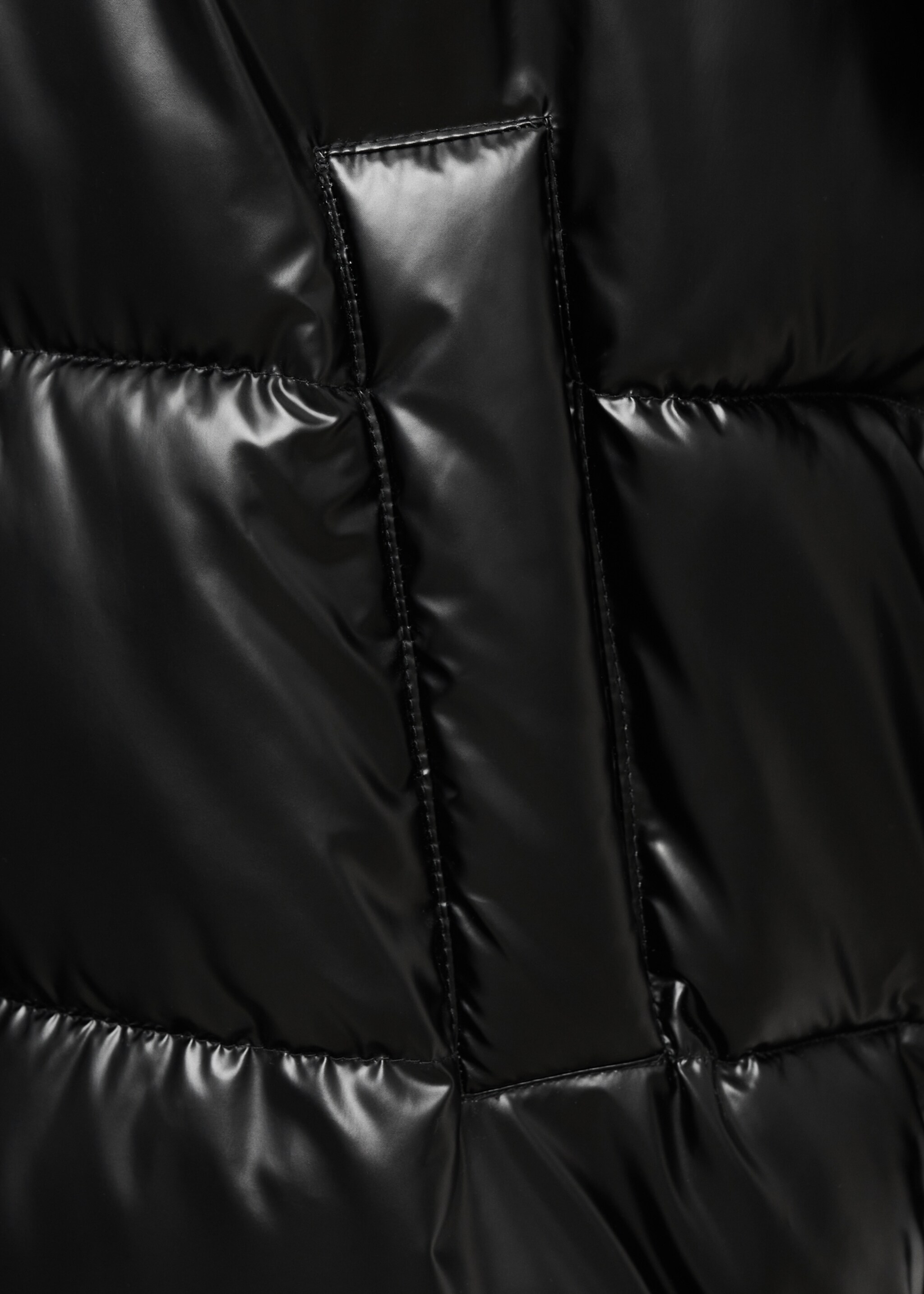 Quilted long coat - Details of the article 0, Black. Ref: 77045637-00.
