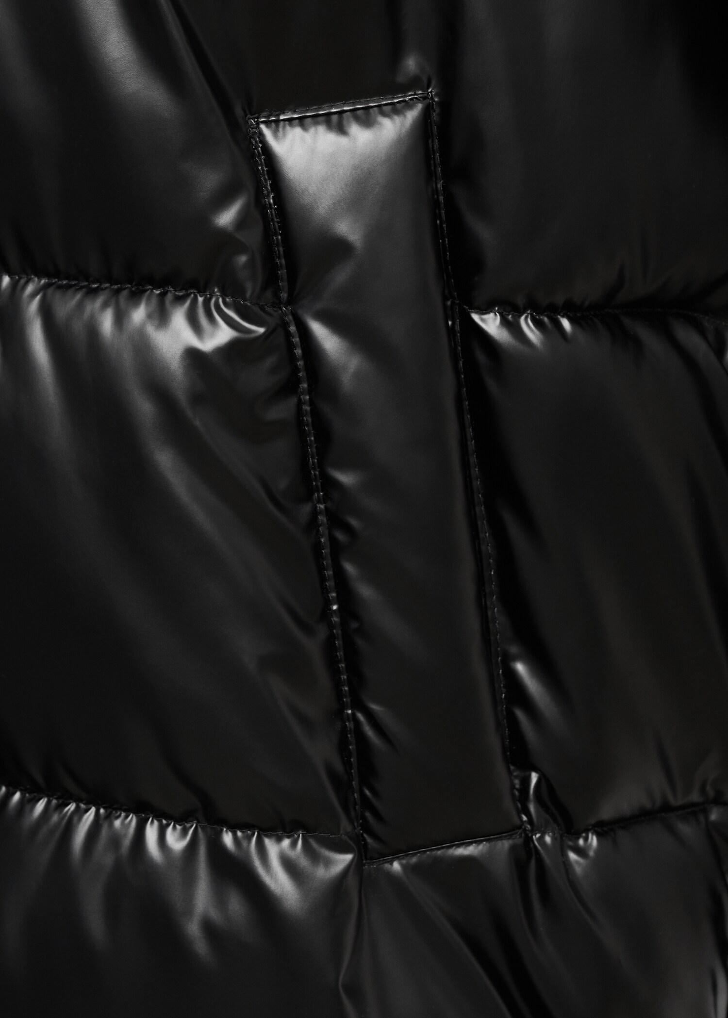 Quilted long coat - Details of the article 0