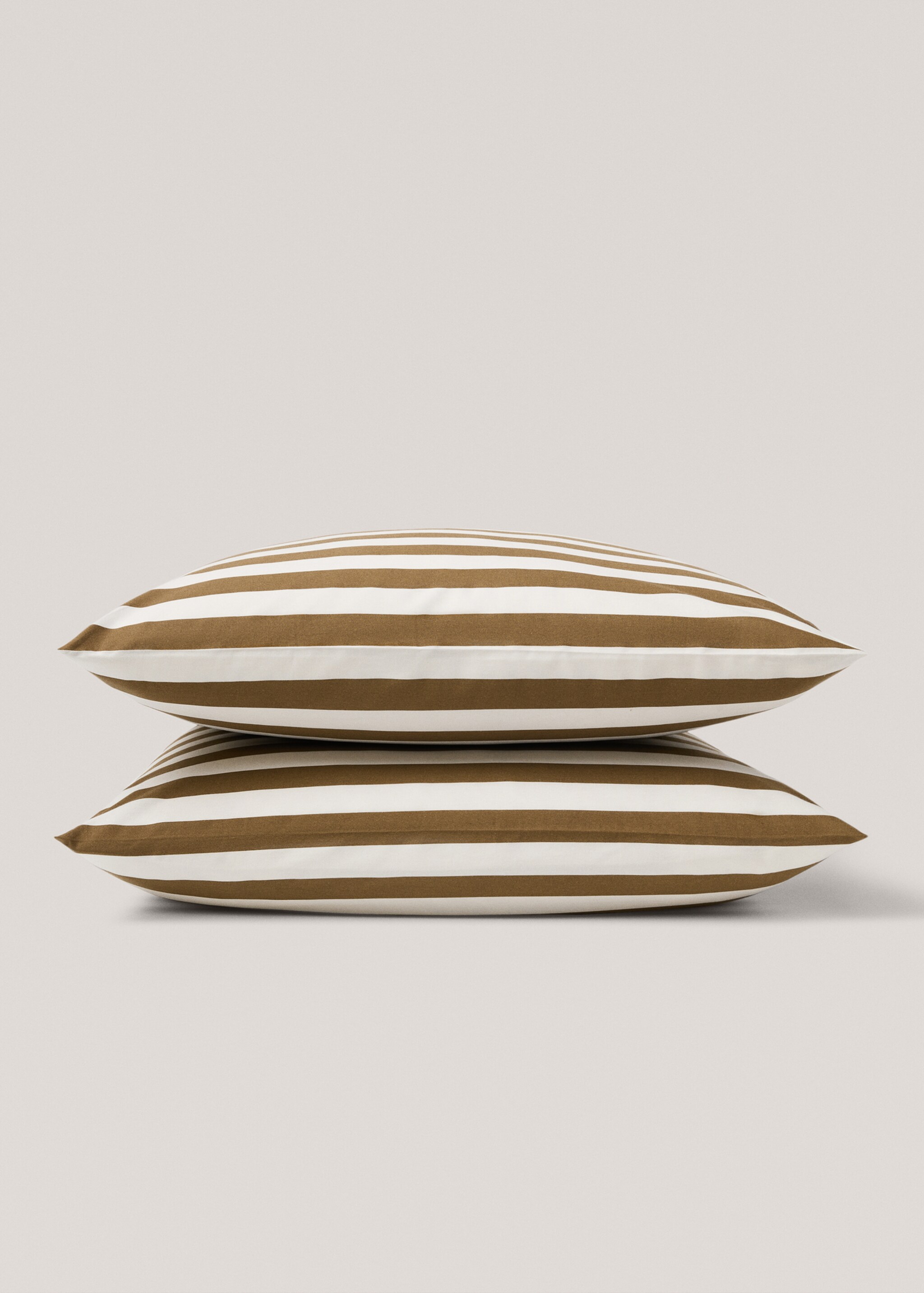 Striped pillowcase 60x60cm - Details of the article 1, Olive Green. Ref: 77045642-00.