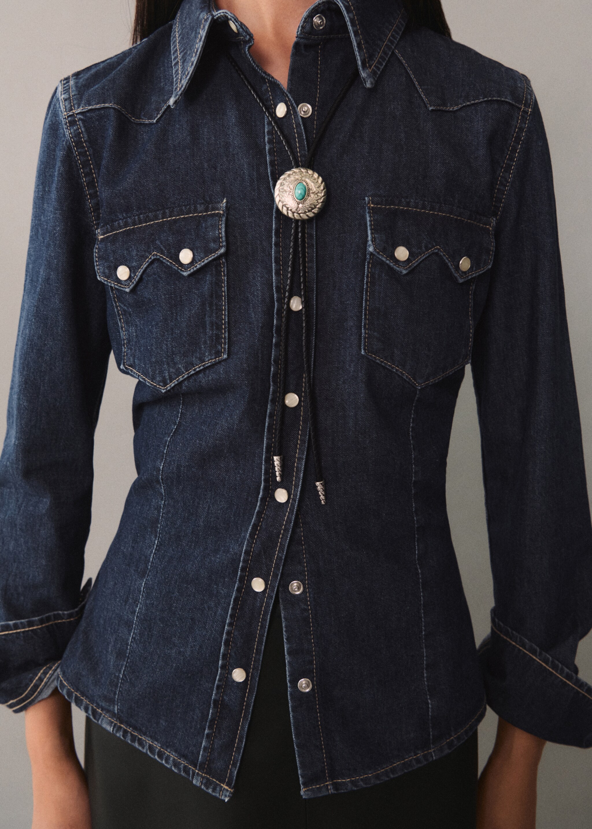 Chest-pocket denim shirt - Medium plane, Dark Blue. Ref: 77045644-00.