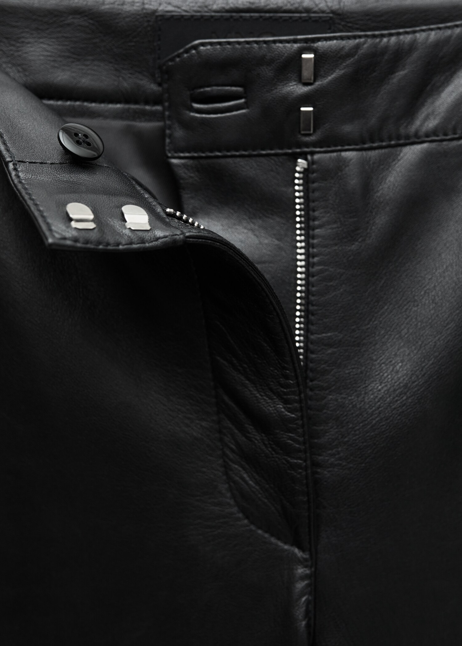 Flared leather trousers - Details of the article 8