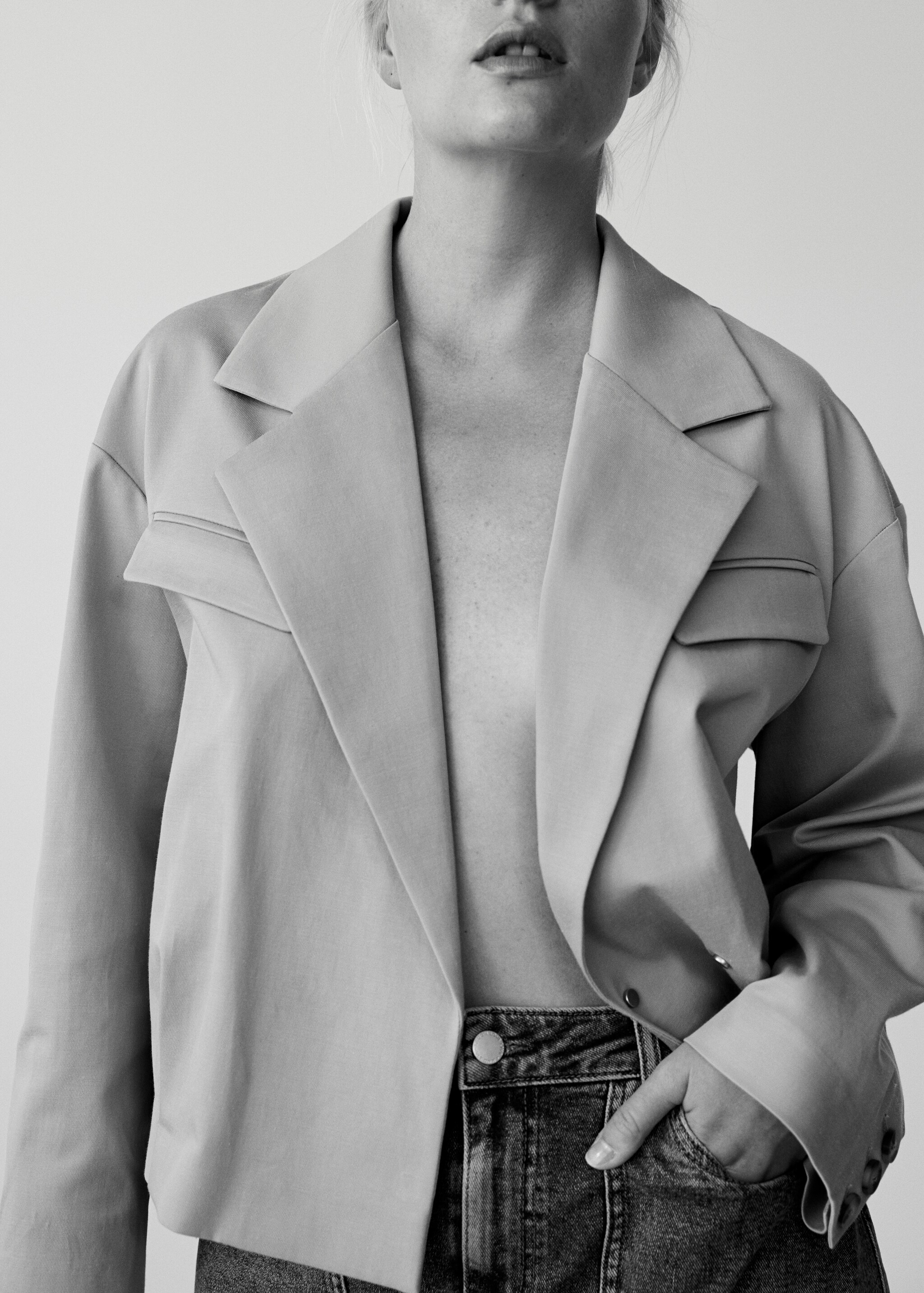 Jacket with lapels - Details of the article 5