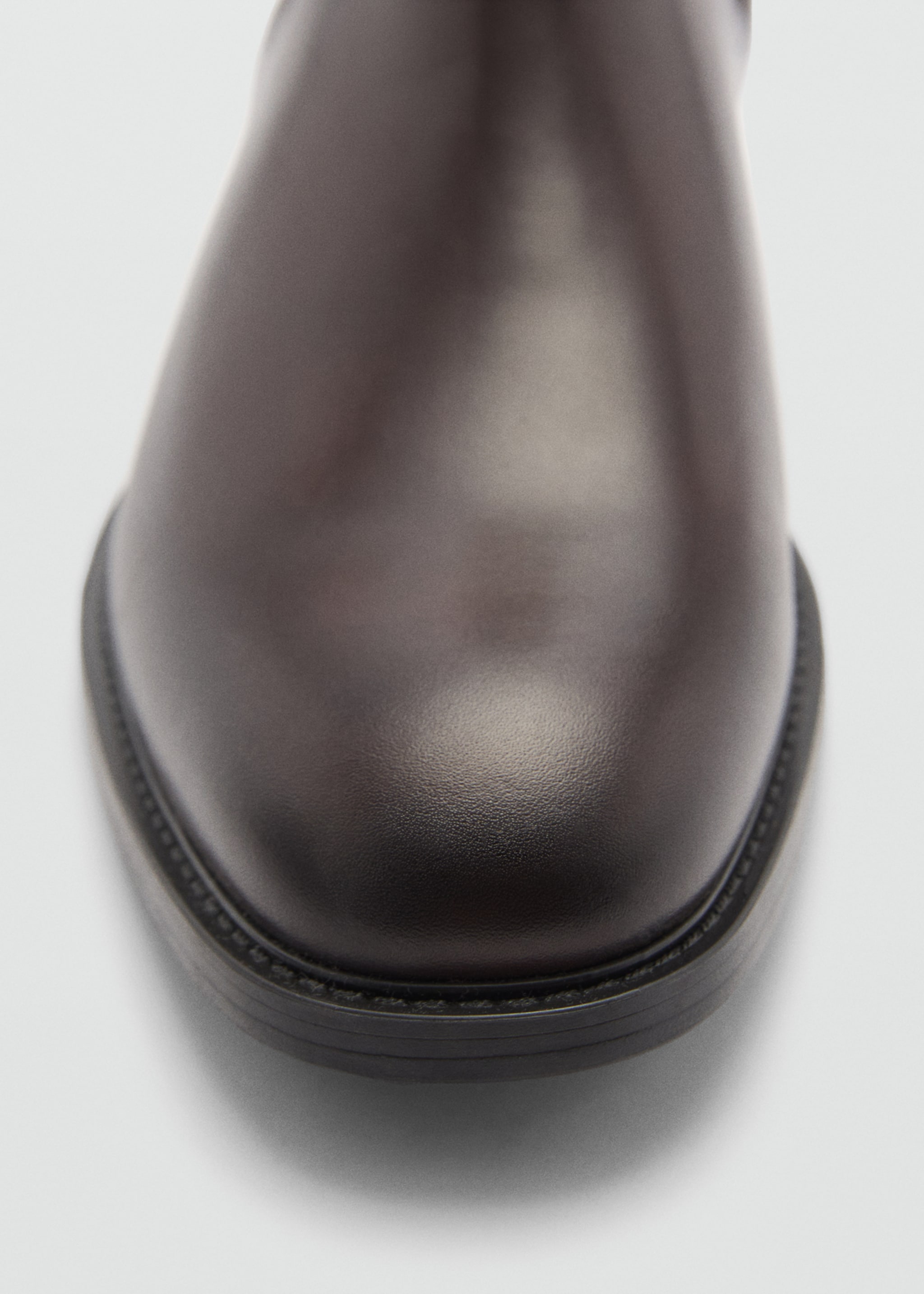 Polished leather chelsea boots - Details of the article 2, Brown. Ref: 77045976-00.