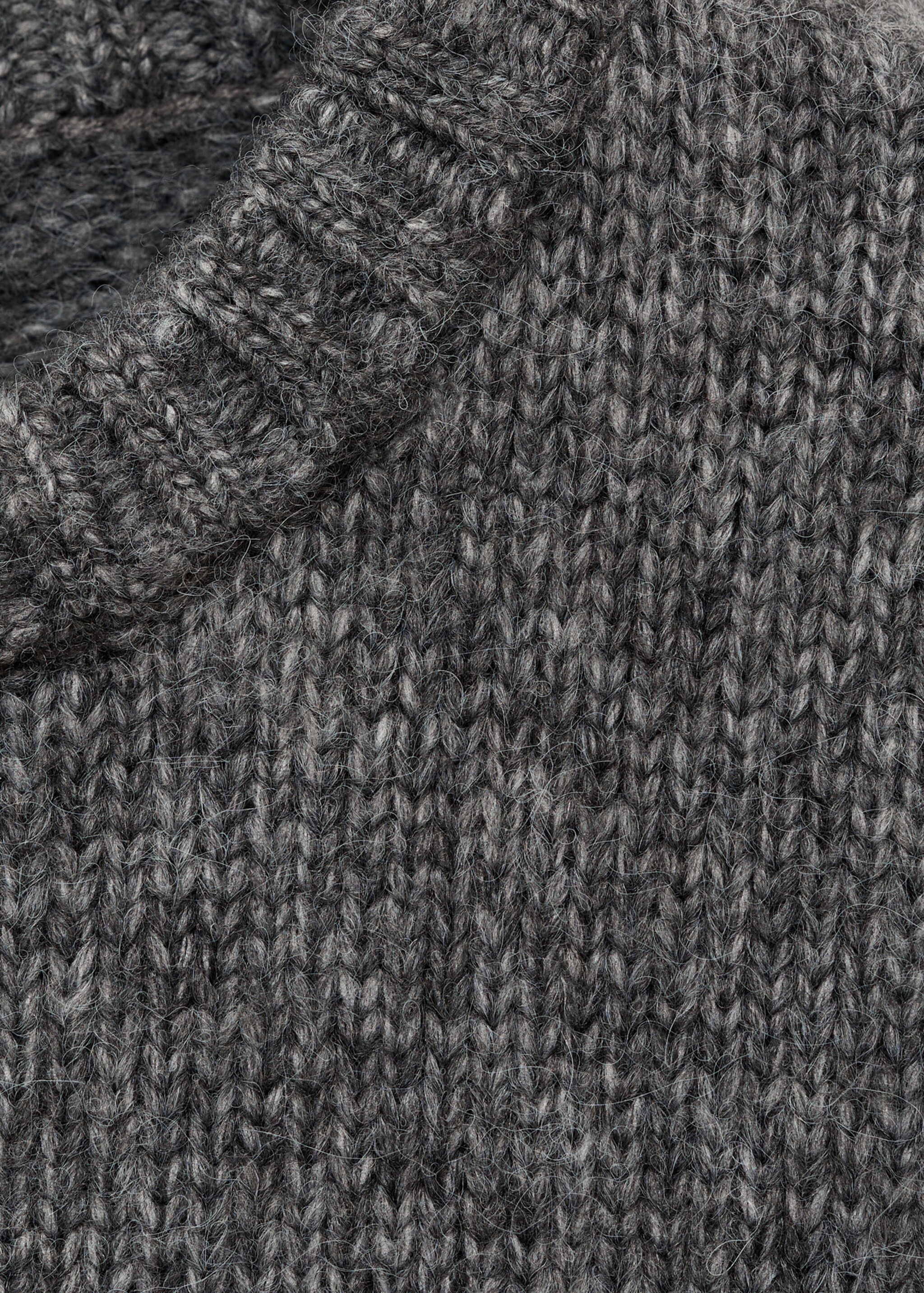 Braided sleeve sweater - Details of the article 0, Grey. Ref: 77045984-00.