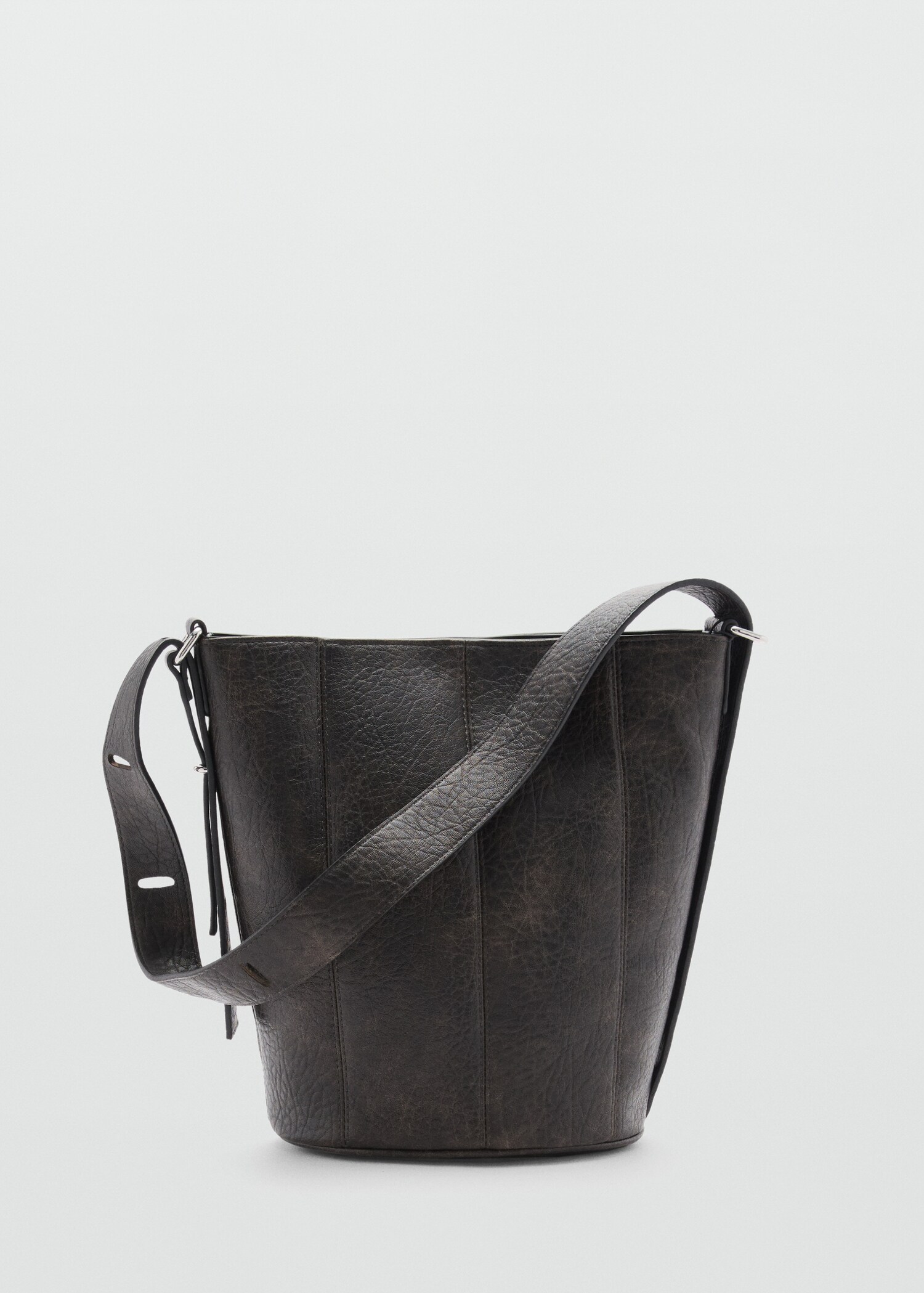 Leather effect bucket bag - Article without model