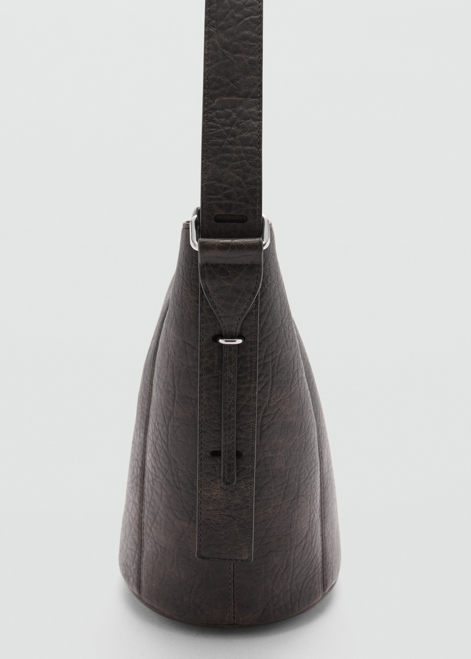 Leather effect bucket bag - Details of the article 1