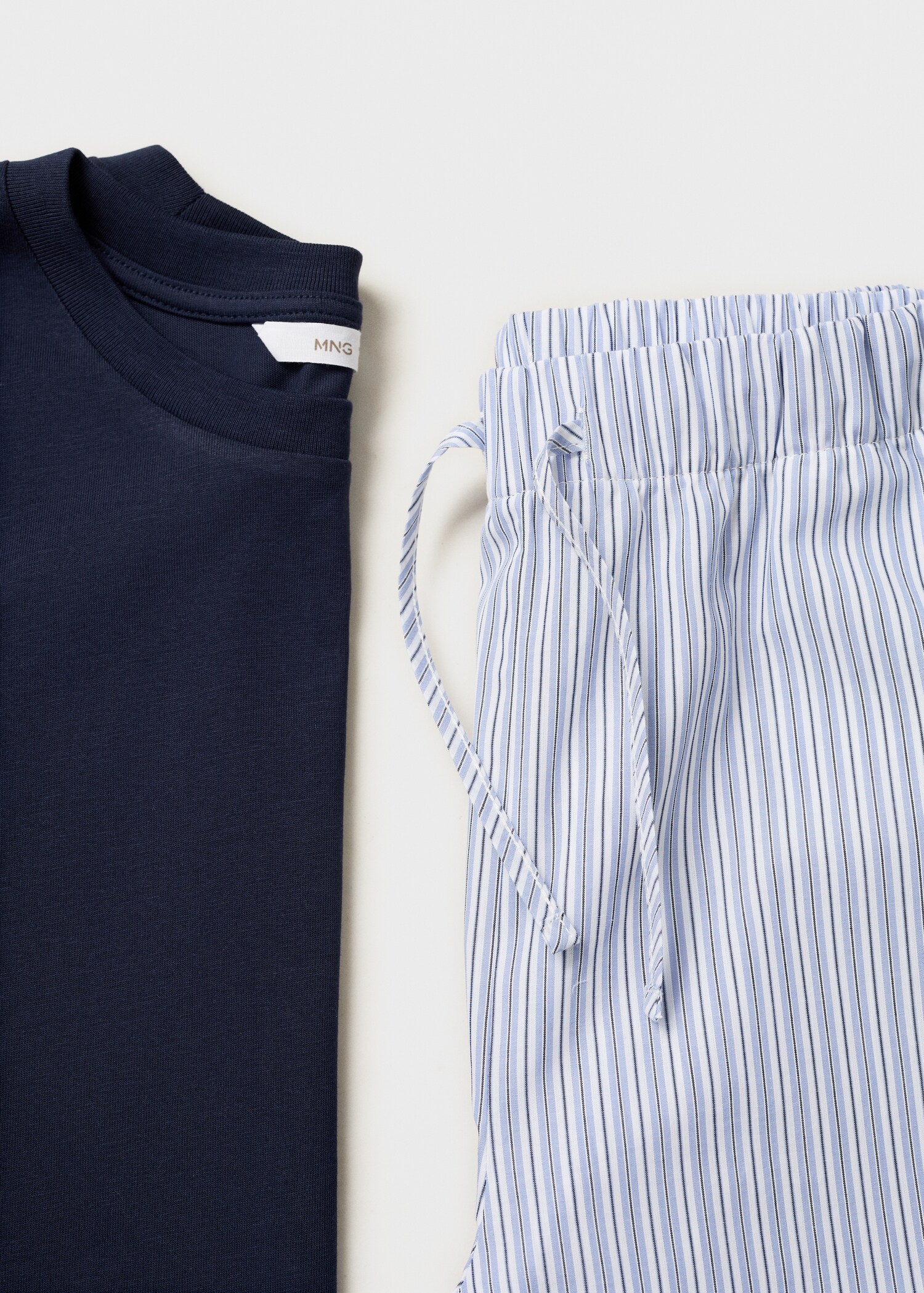 Pyjama long à rayures - Détail de l'article 8