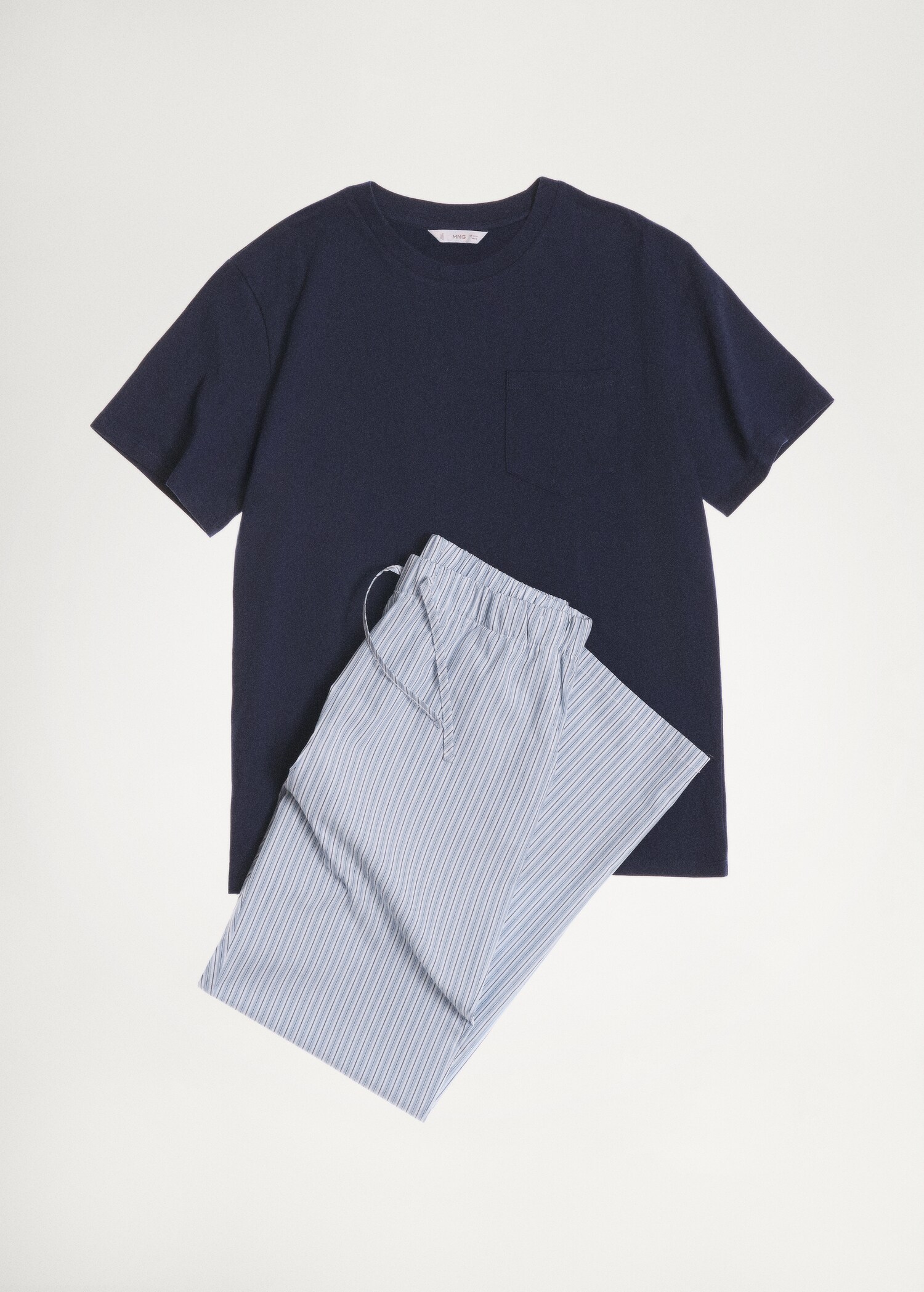 Pyjama long à rayures - Détail de l'article 9