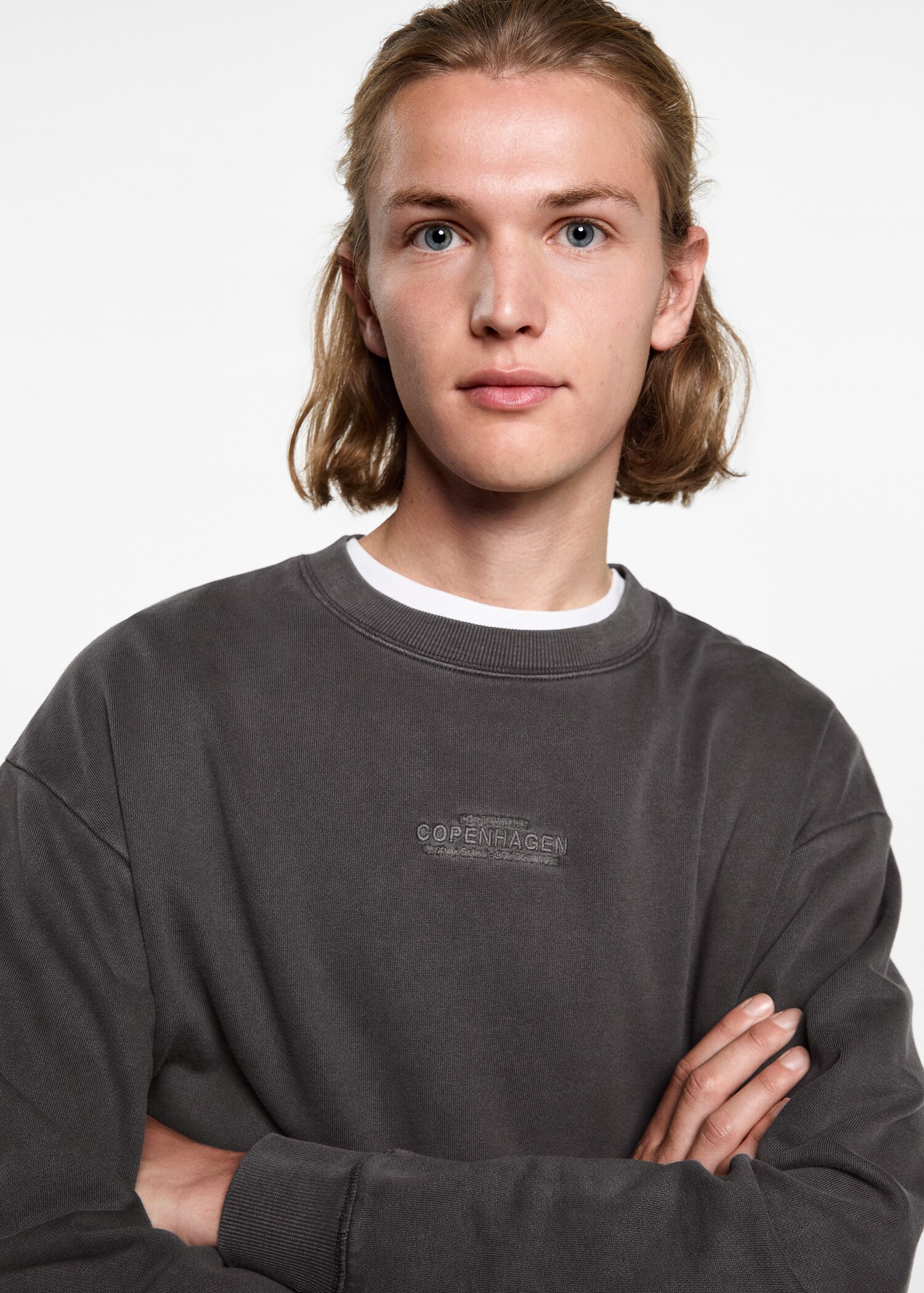 Embroidered detail cotton sweatshirt - Details of the article 1
