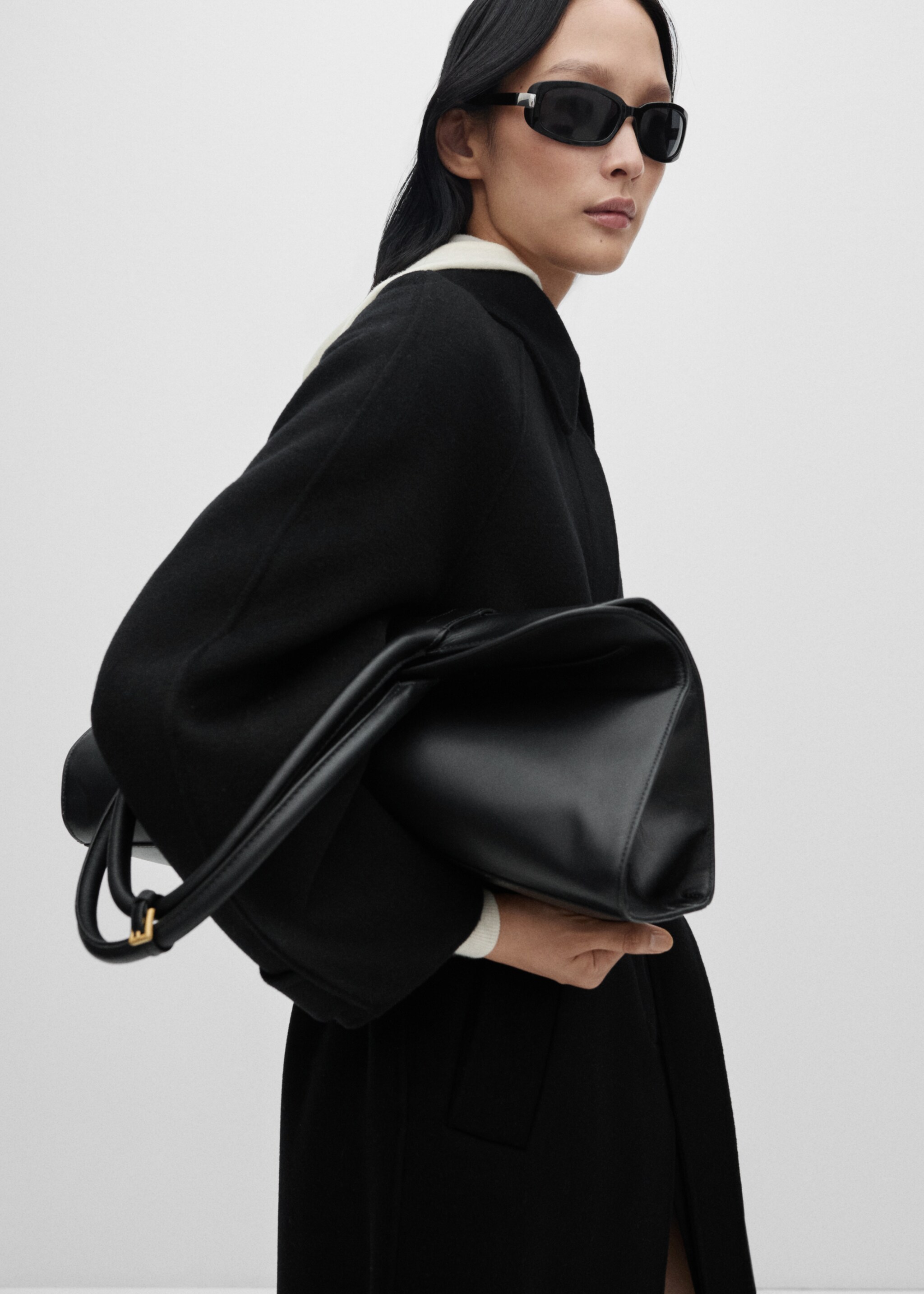 Abrigo lana cinturón - Detalle del artículo 1, Negro. Ref: 77046720-00.