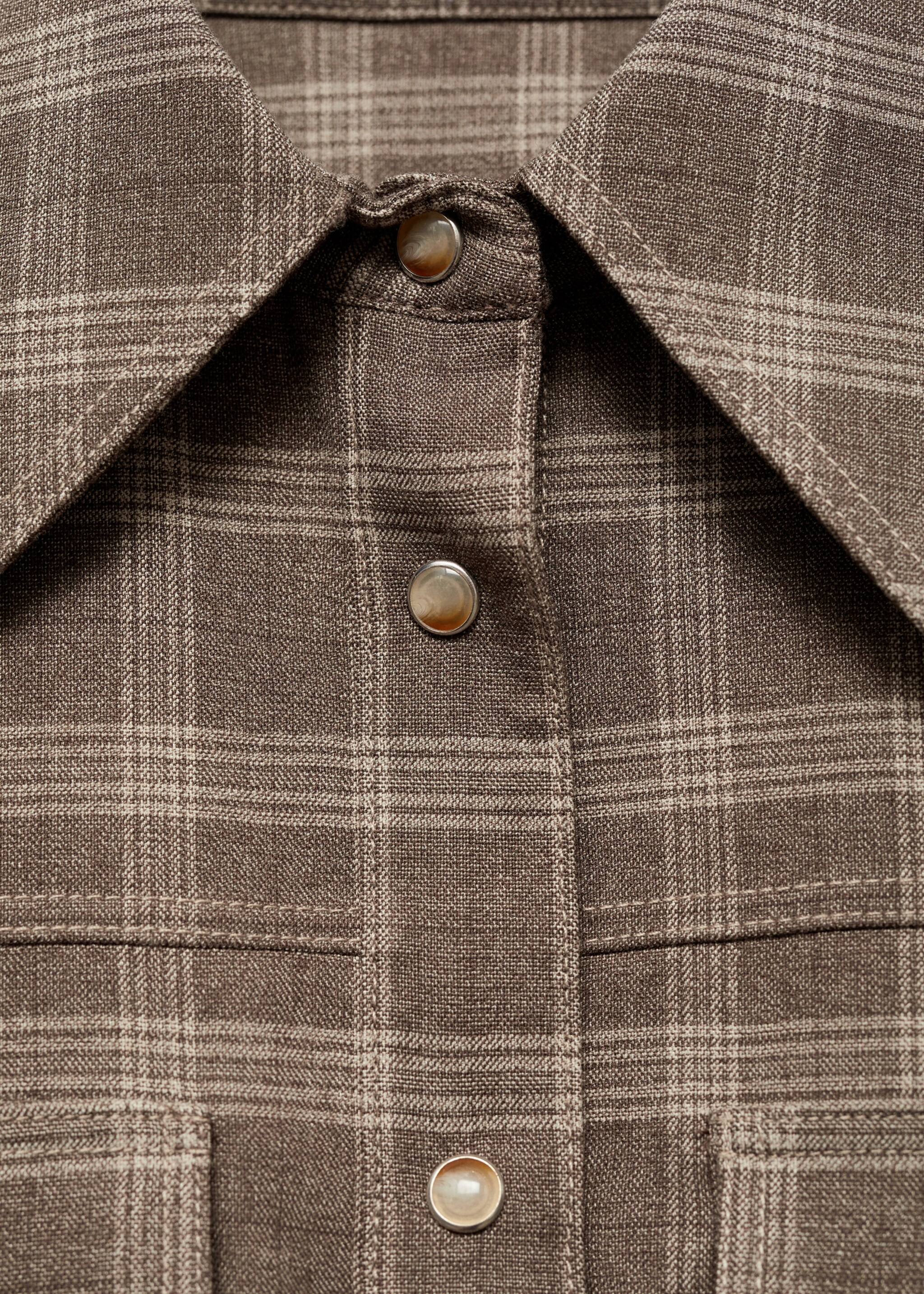 Check overshirt with pockets - Details of the article 8, Beige. Ref: 77046727-00.
