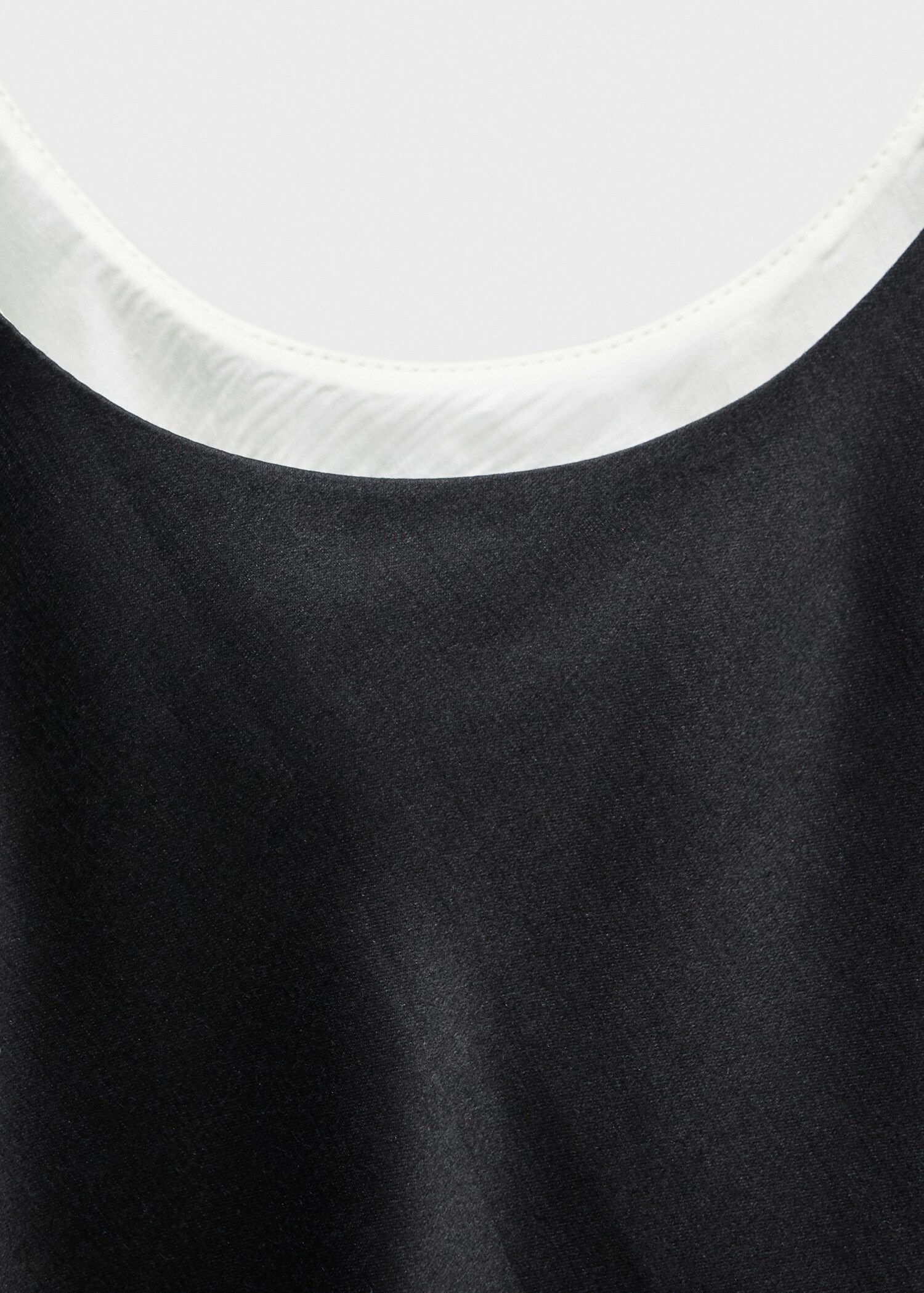 Satinierter Seidentop - Detail des Artikels 8