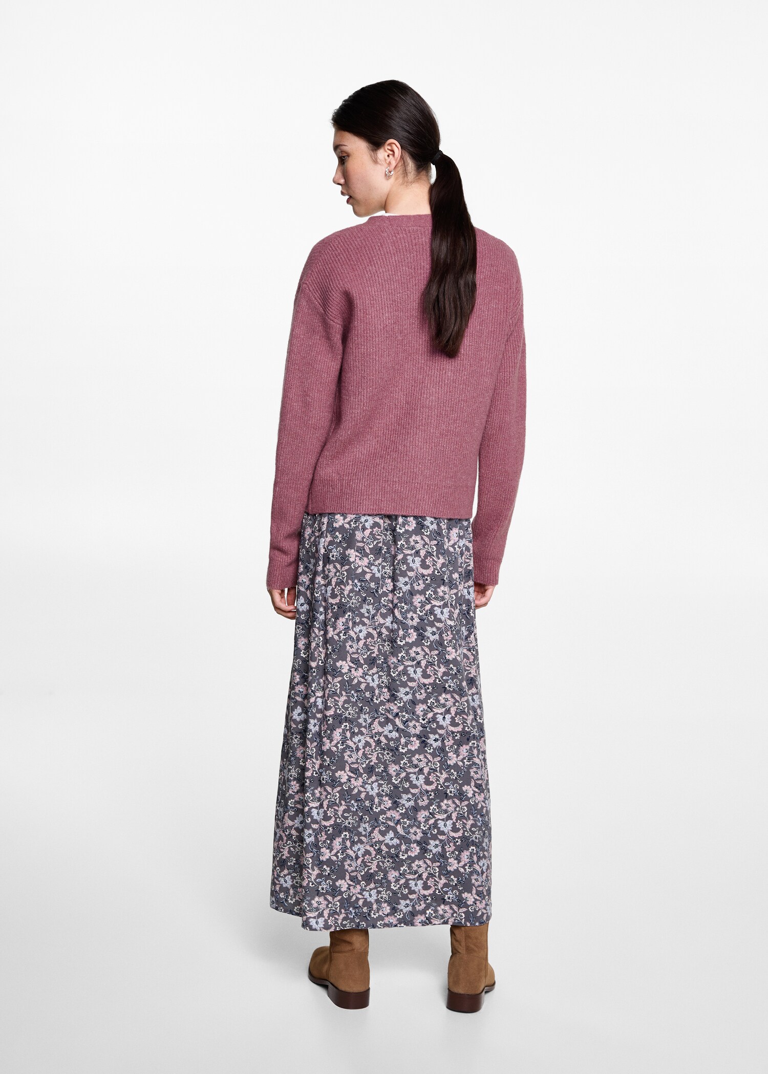 Strickcardigan mit V-Ausschnitt - Rückseite des Artikels