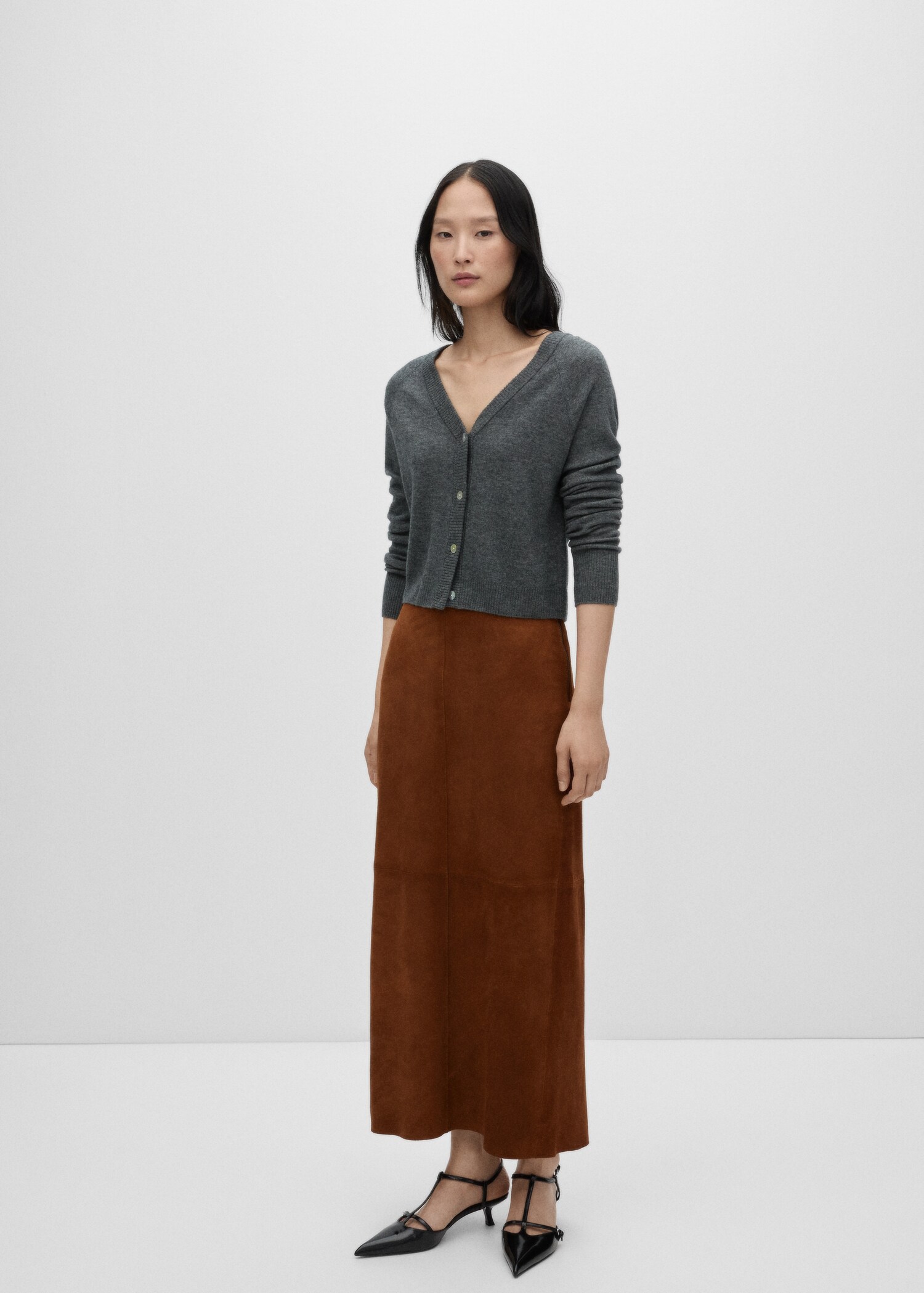 Suede skirt with opening - Details of the article 2