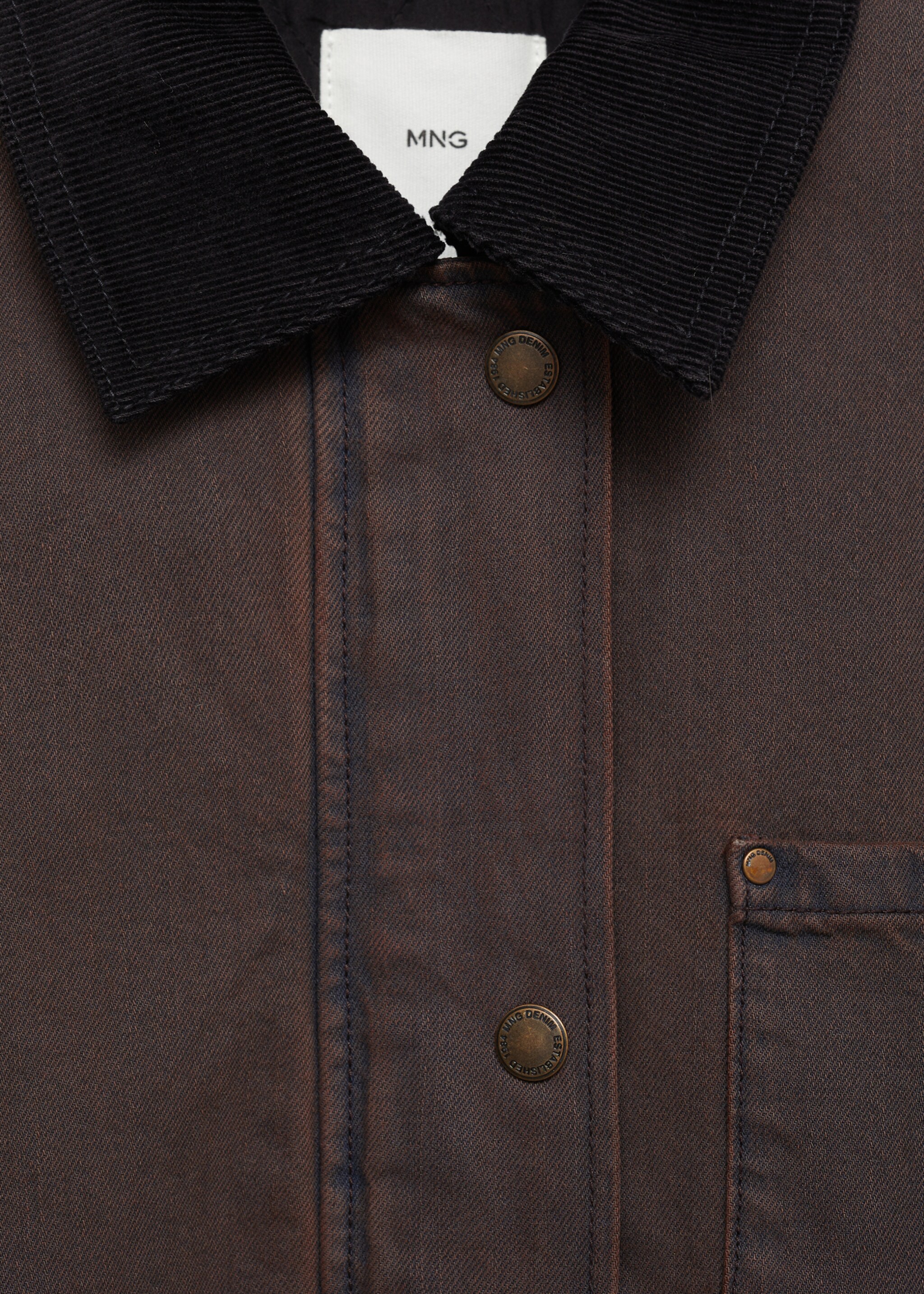 Parca texana coll contrast - Detall de l'article 8, Vi. Ref: 77047116-00.