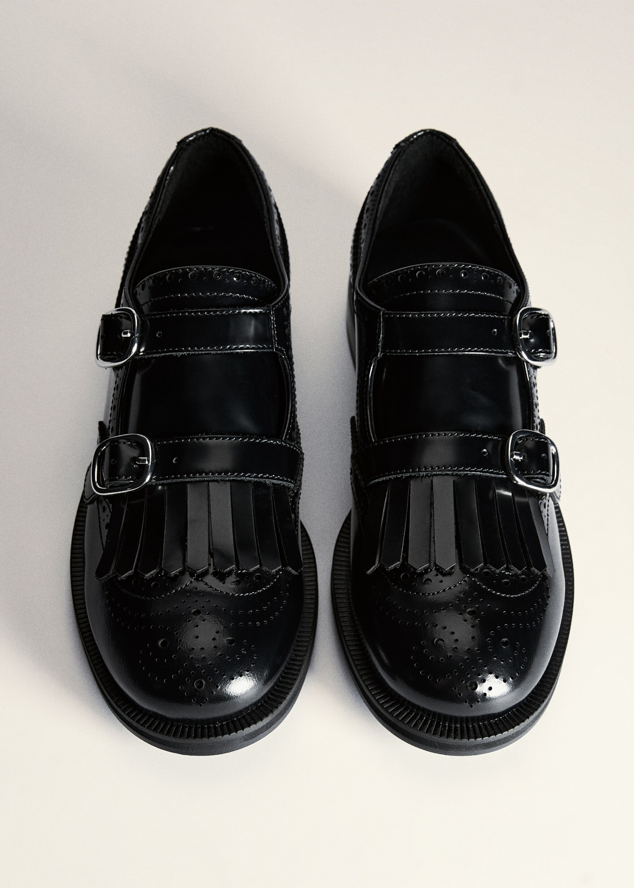 Leather loafers with metallic detail - Details of the article 5, Black. Ref: 77047124-00.