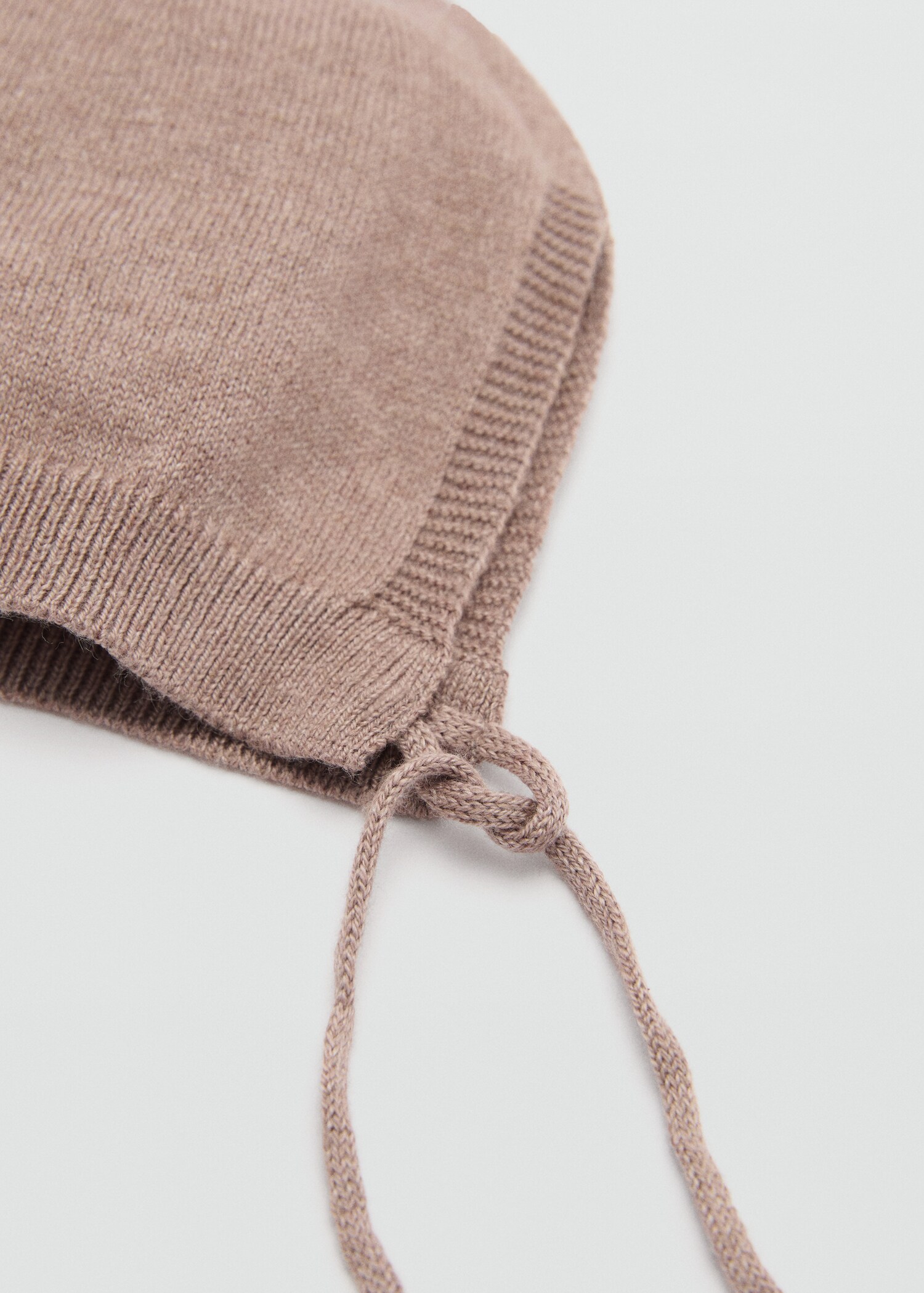 Bonnet maille cordons - Plan moyen