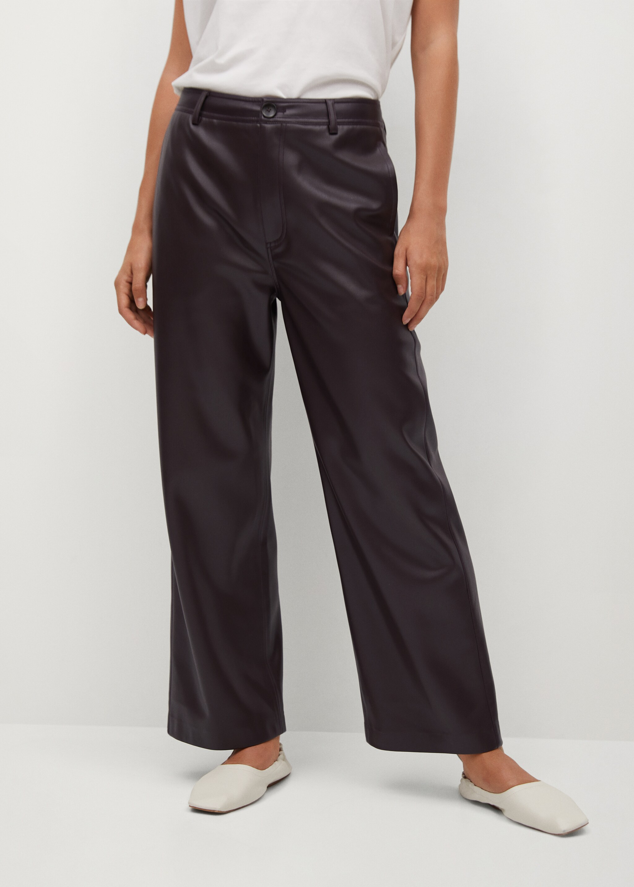 Pantalón culotte efecto piel - Plano medio