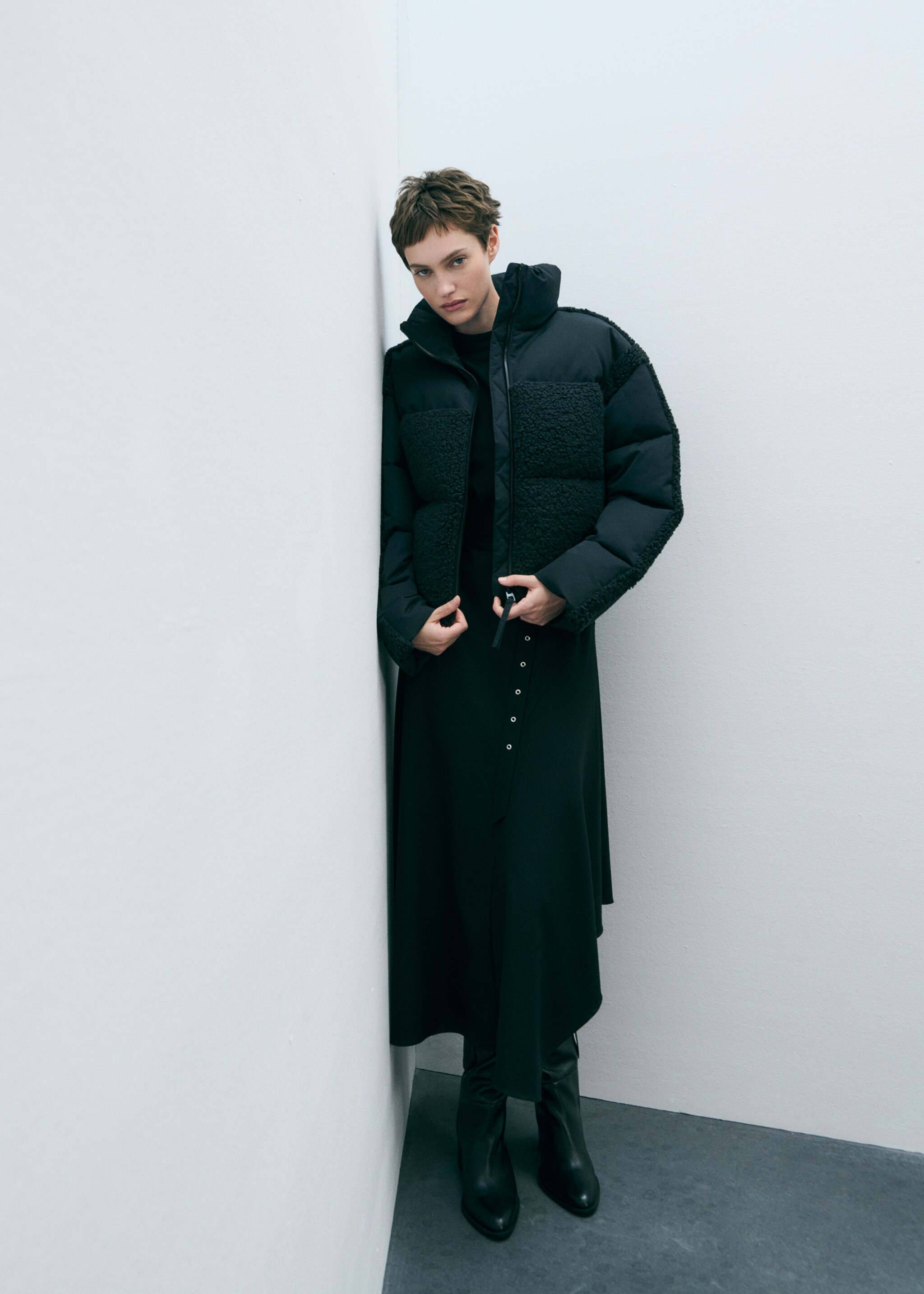 Padded anorak with bouclé panels - Details of the article 6, Black. Ref: 77047663-00.