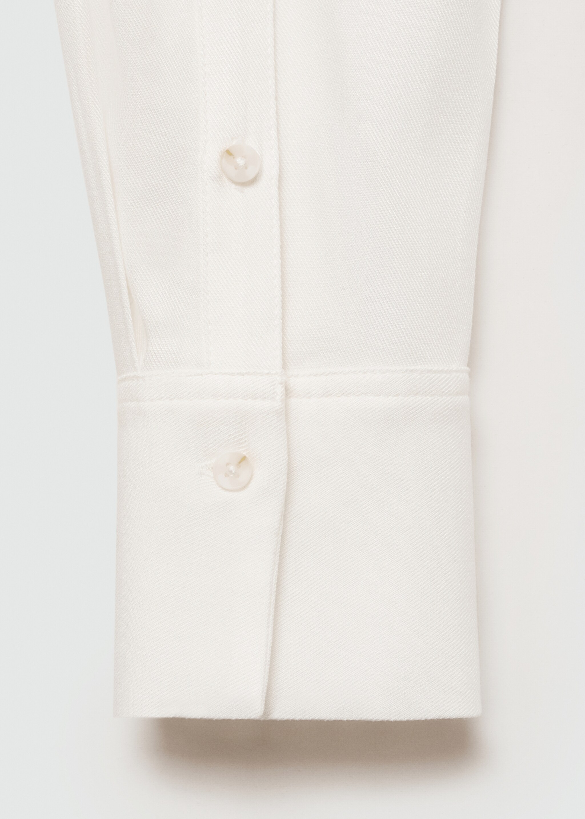 Chemise fluide à boutons - Détail de l'article 0, Écru. Ref: 77047667-00.